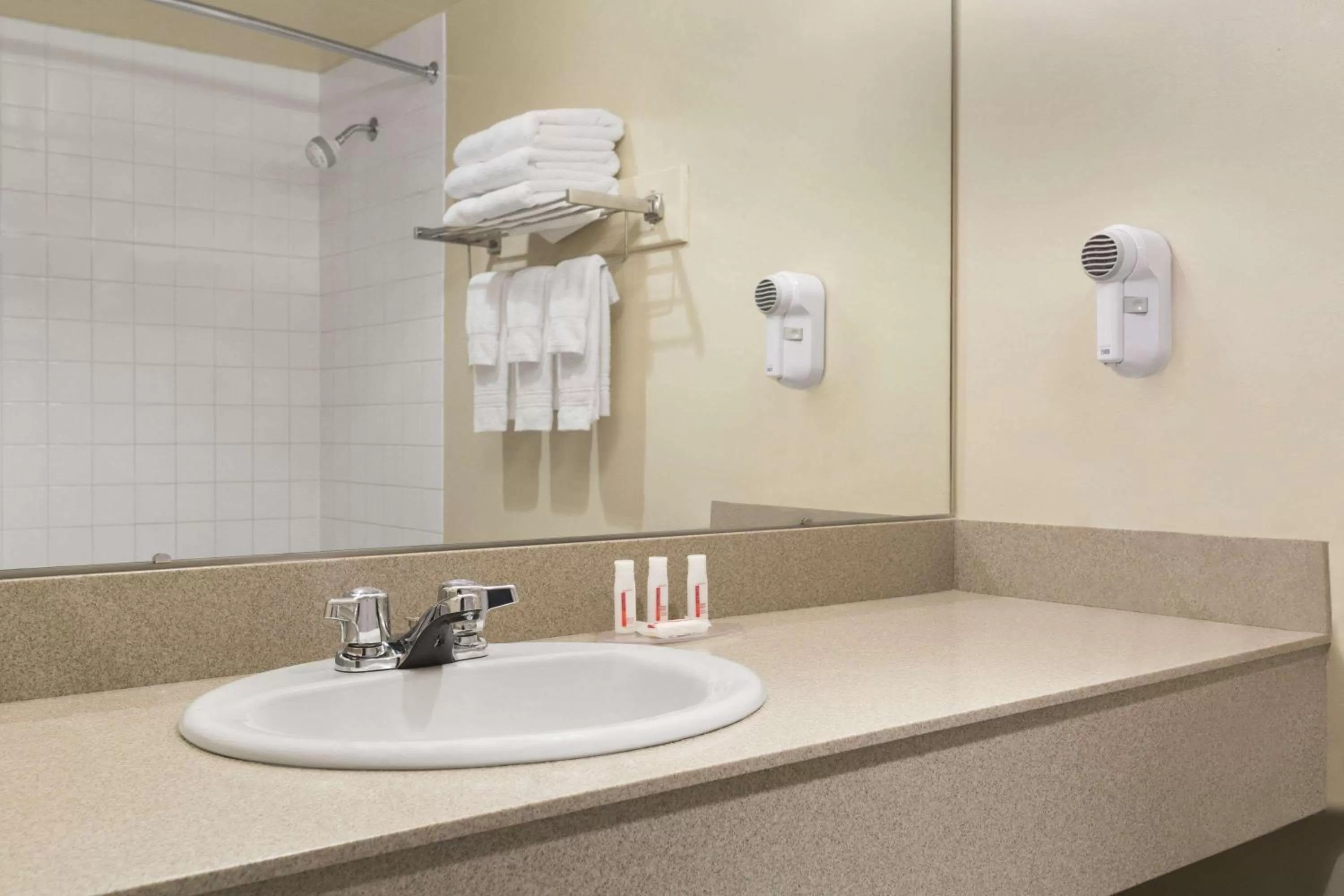 Bathroom in Days Inn by Wyndham Stephenville