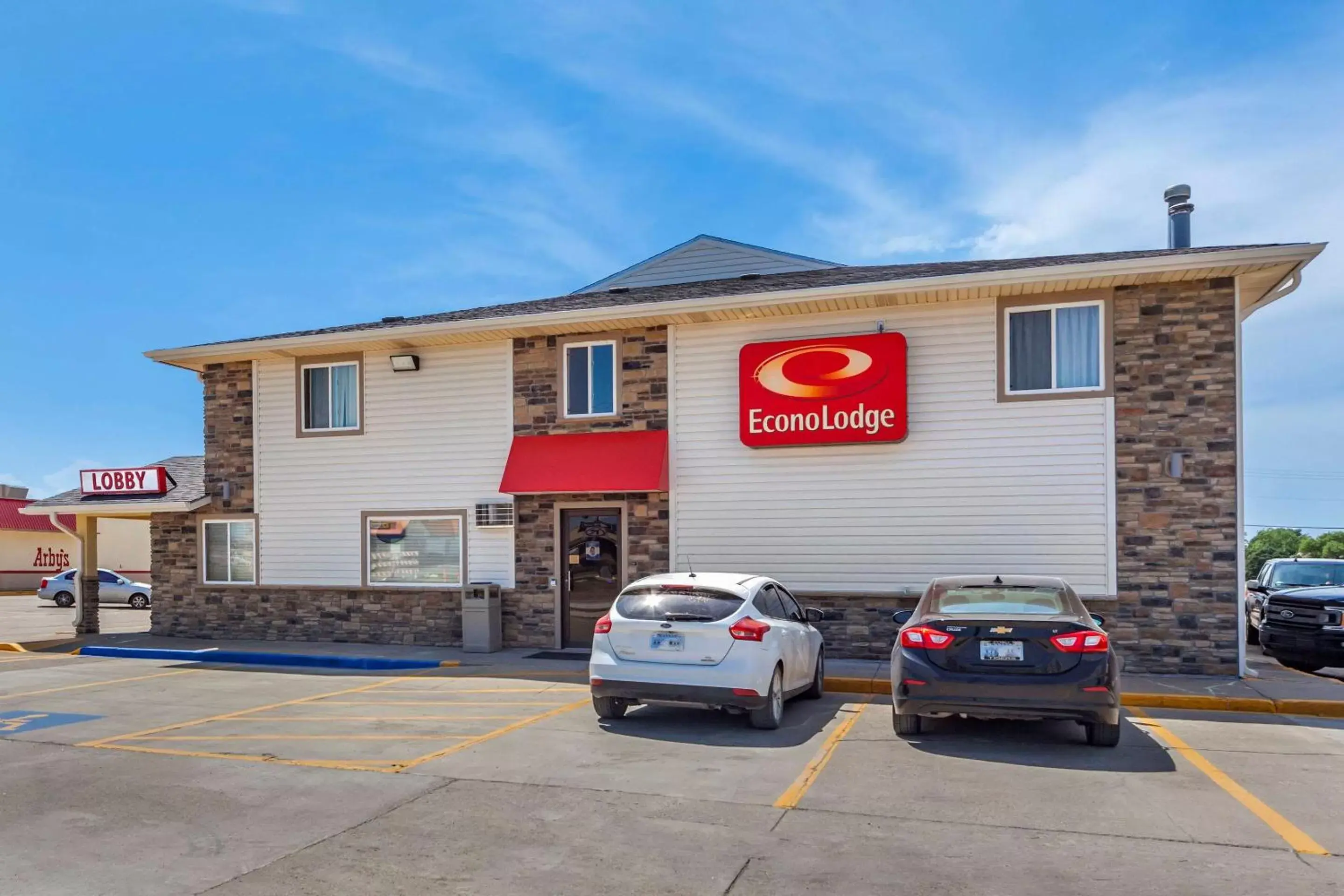 Property Building in Econo Lodge Hays I-70