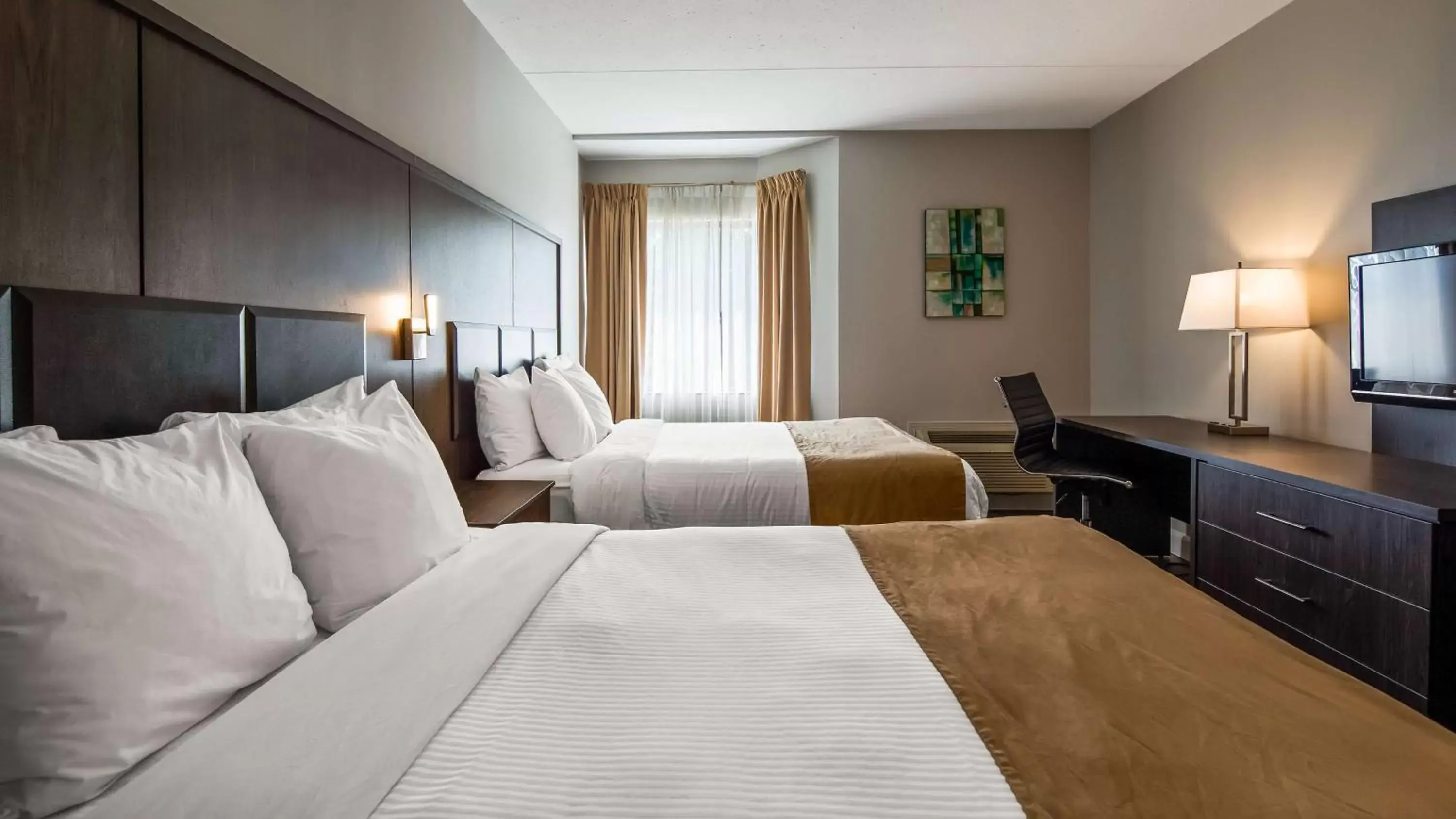 Queen Room with Two Queen Beds - Non-Smoking in Best Western Laval-Montreal & Conference Centre
