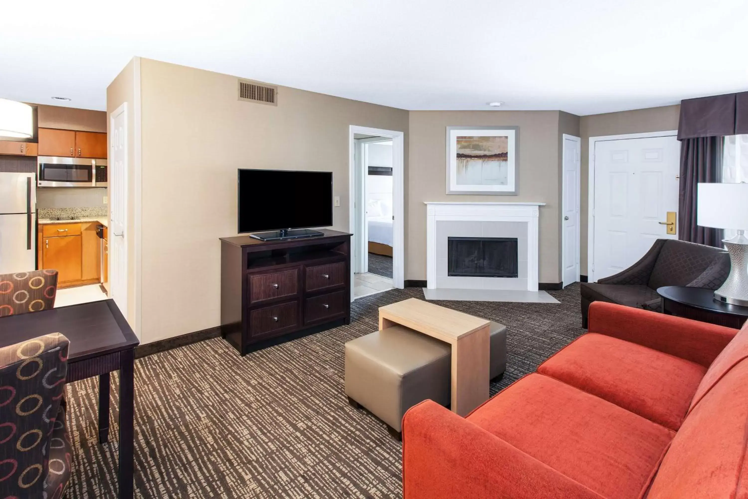 Bedroom, Seating Area in Homewood Suites by Hilton Indianapolis At The Crossing