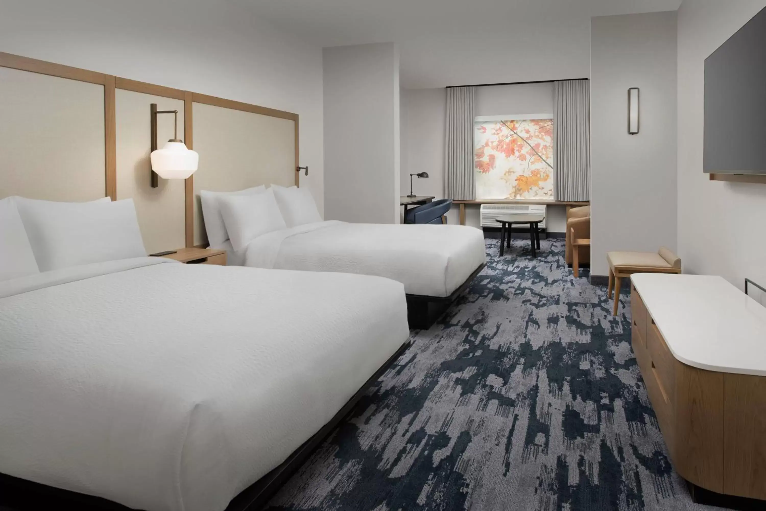 Bedroom, Bed in Fairfield Inn & Suites by Marriott Santa Rosa Rohnert Park