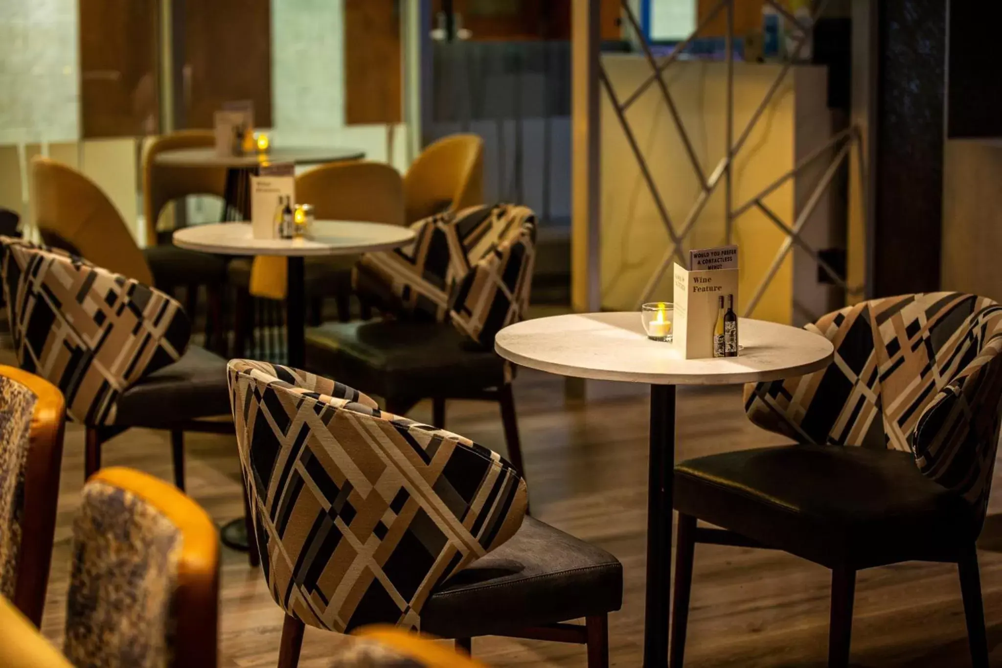 Restaurant/places to eat in Holiday Inn Toronto Downtown Centre by IHG Restaurant/places to eat in Holiday Inn Toronto Downtown Centre by IHG