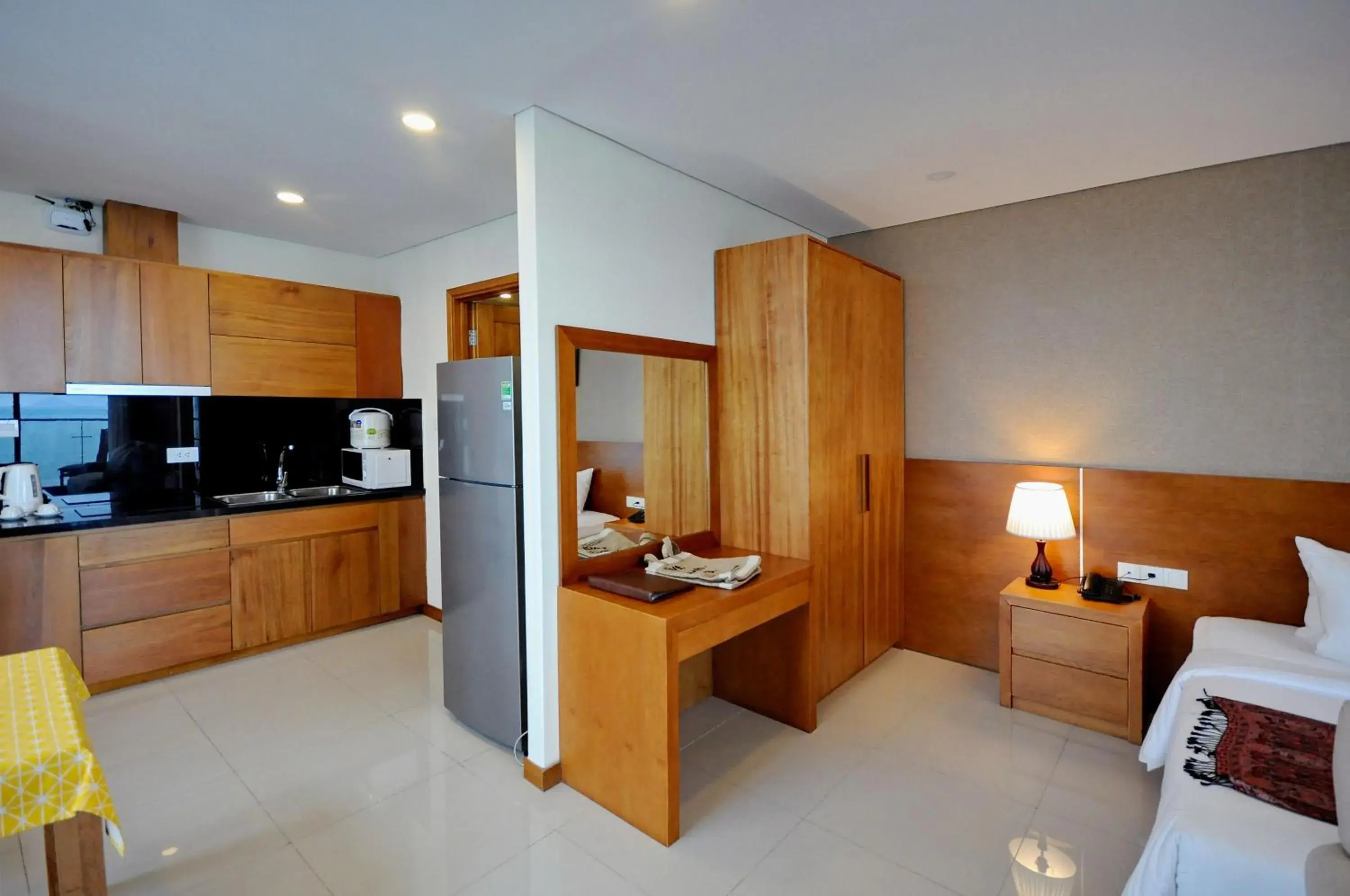 Kitchen/Kitchenette in Holi Beach Hotel & Apartments