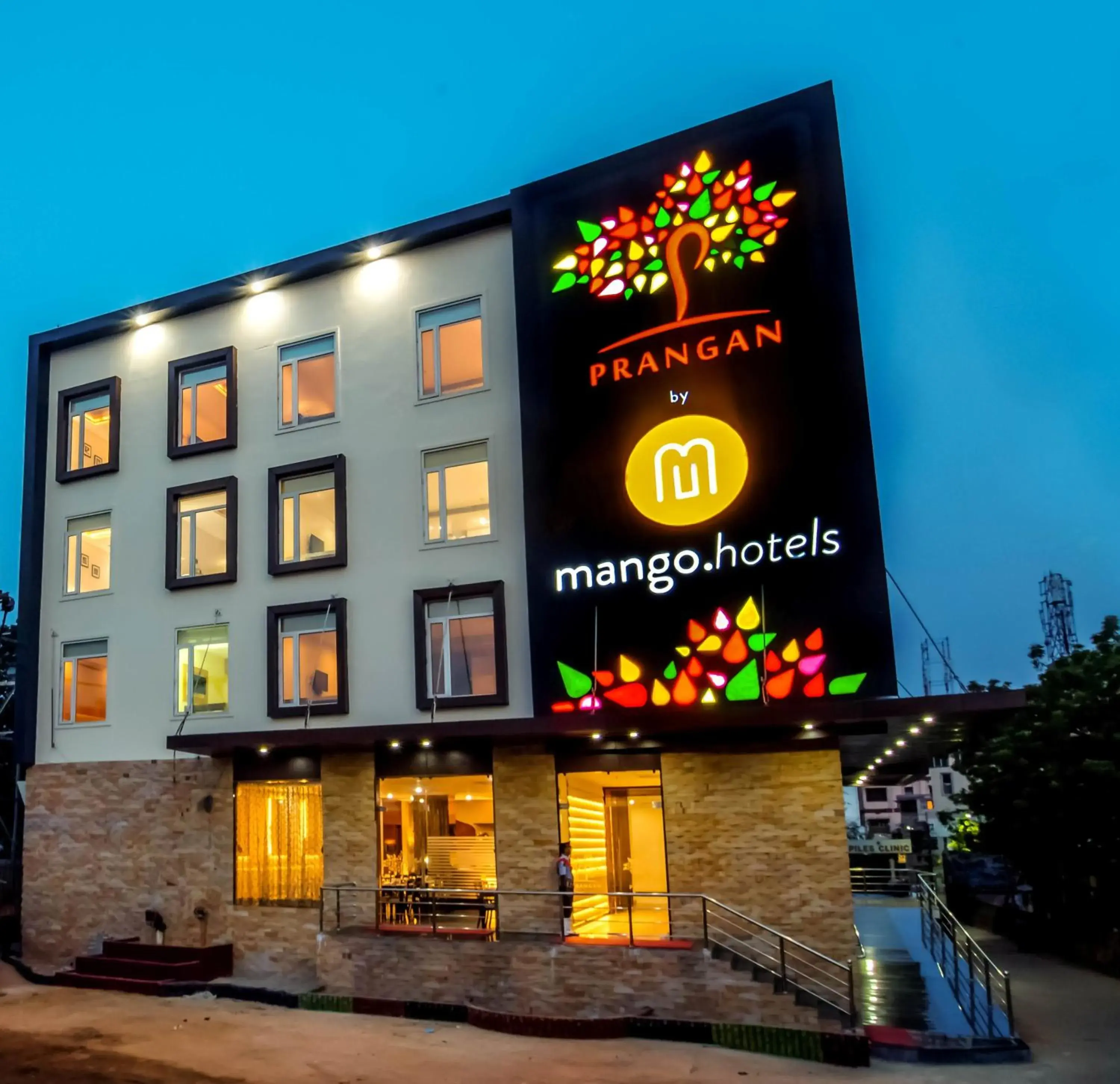 Facade/entrance, Property Building in Mango Hotels - Prangan