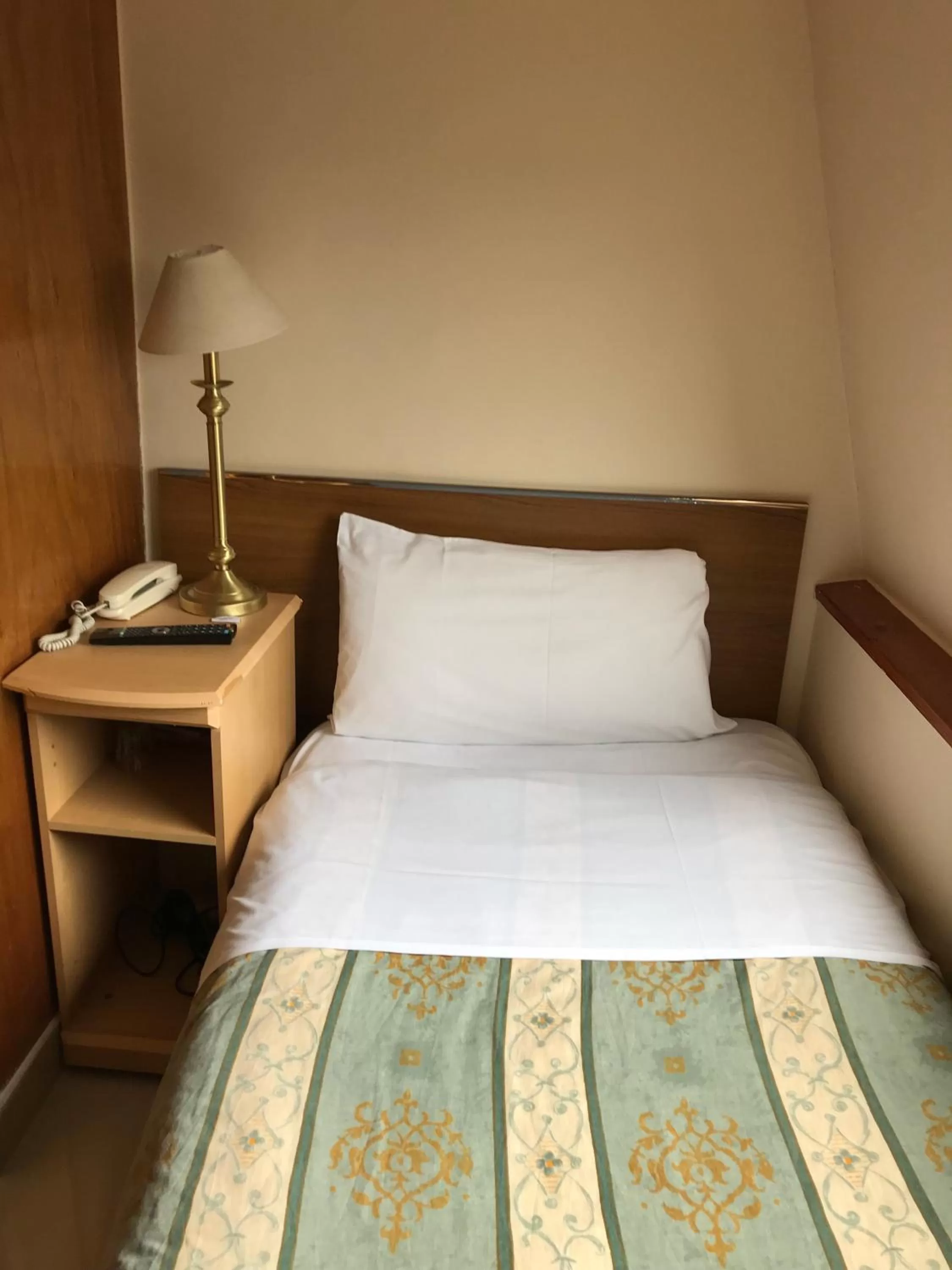 Bed in Seven Dials Hotel