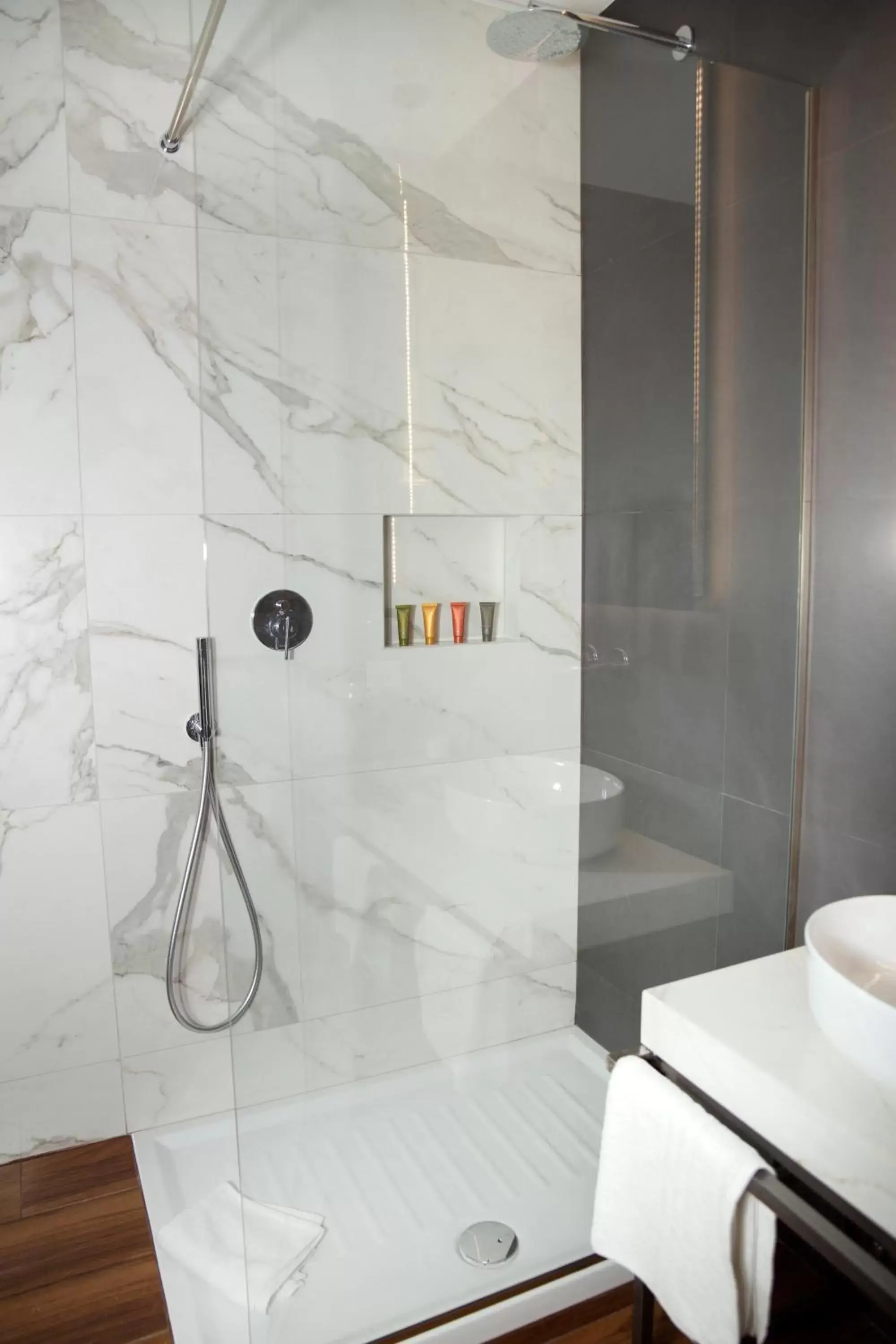 Shower, Bathroom in Unicum Roma Suites