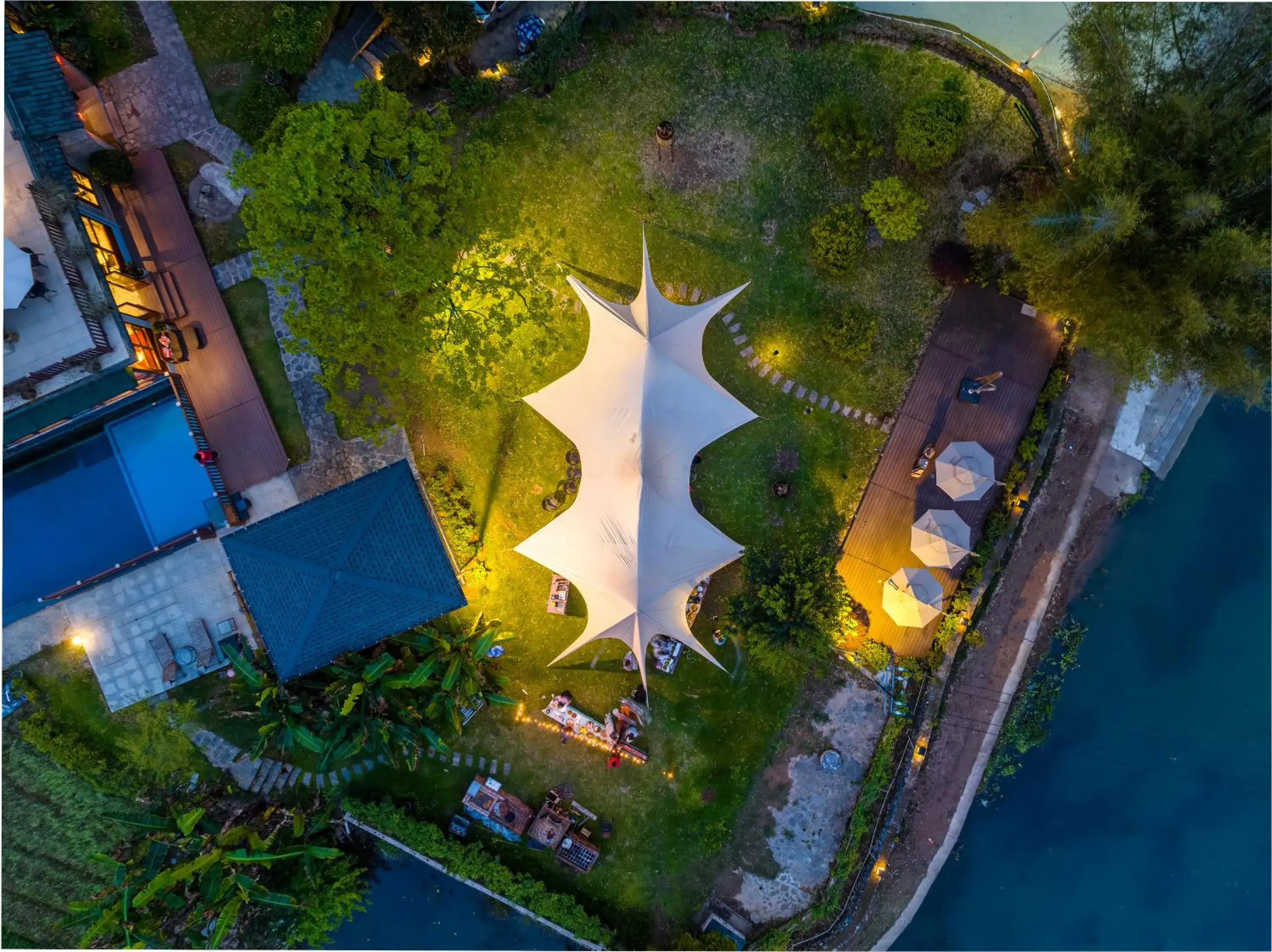 Bird's-eye View in Yangshuo Moondance Hotel