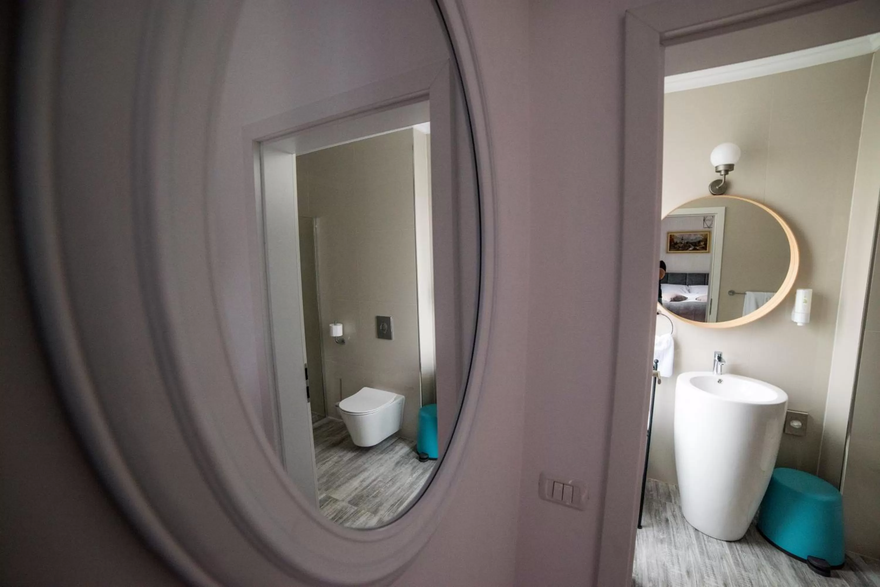 Bathroom in compleX living aparthotel