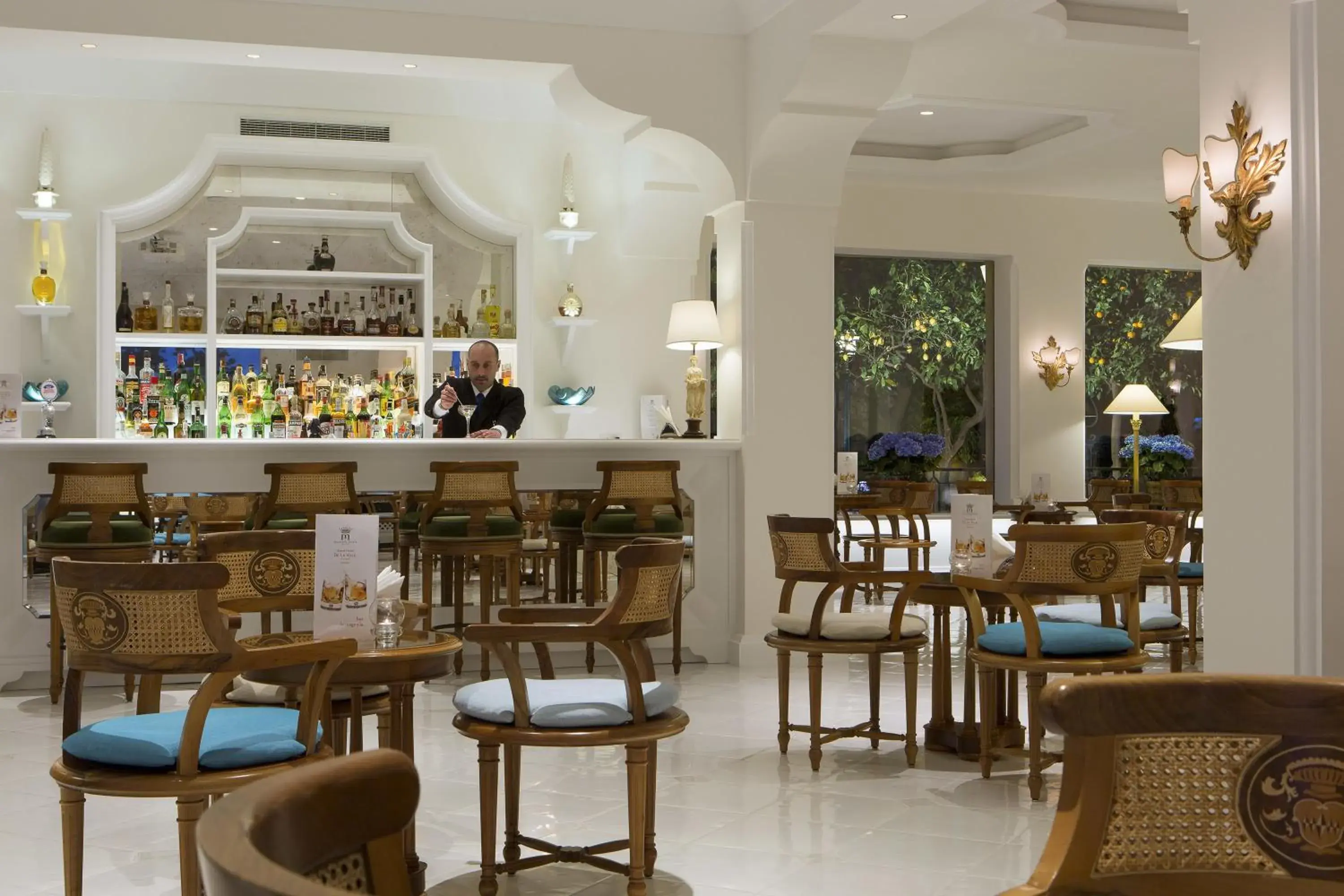 Lounge or bar in Grand Hotel de la Ville Lounge or bar in Grand Hotel de la Ville