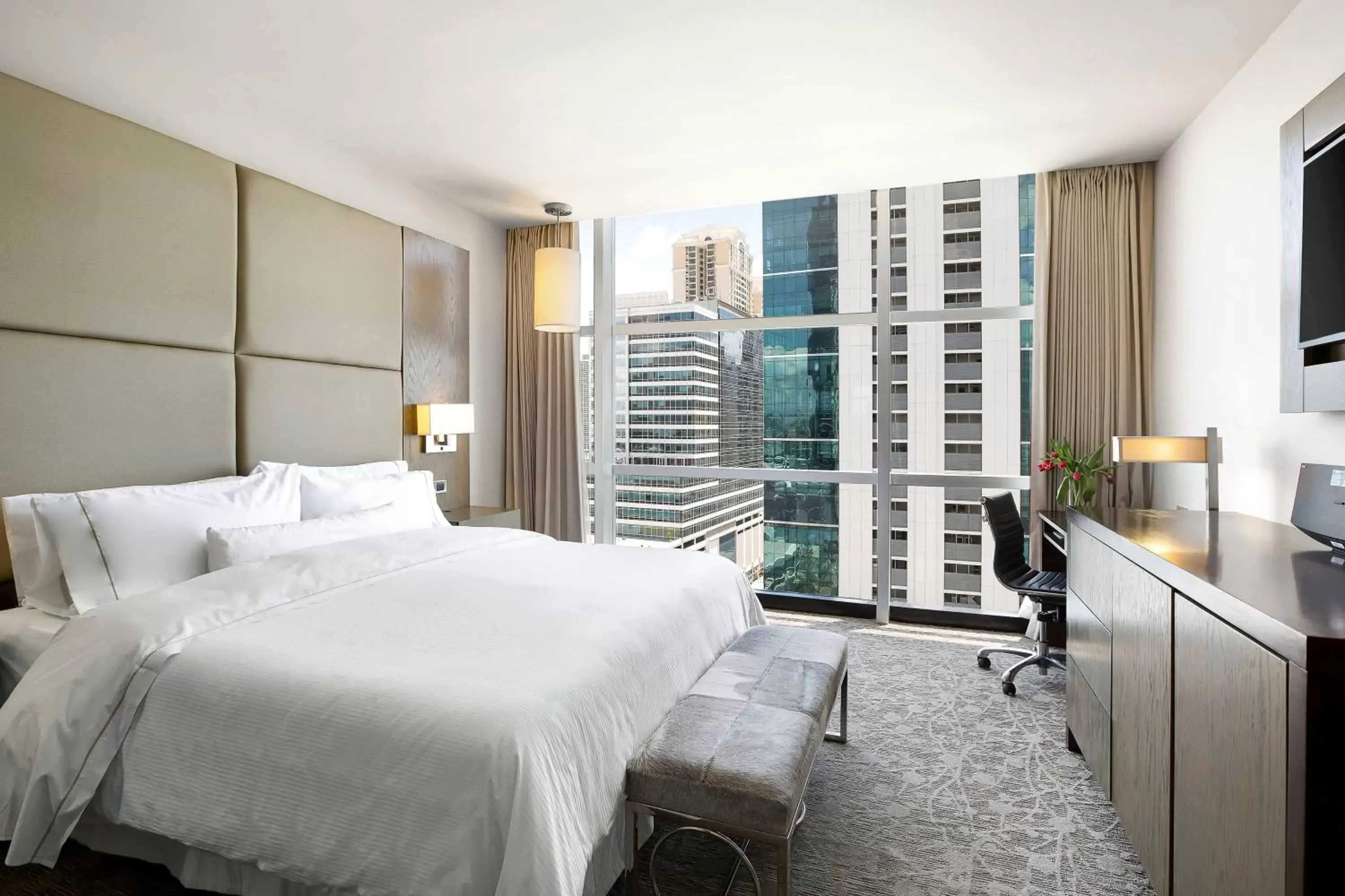 Bedroom in The Westin Panama