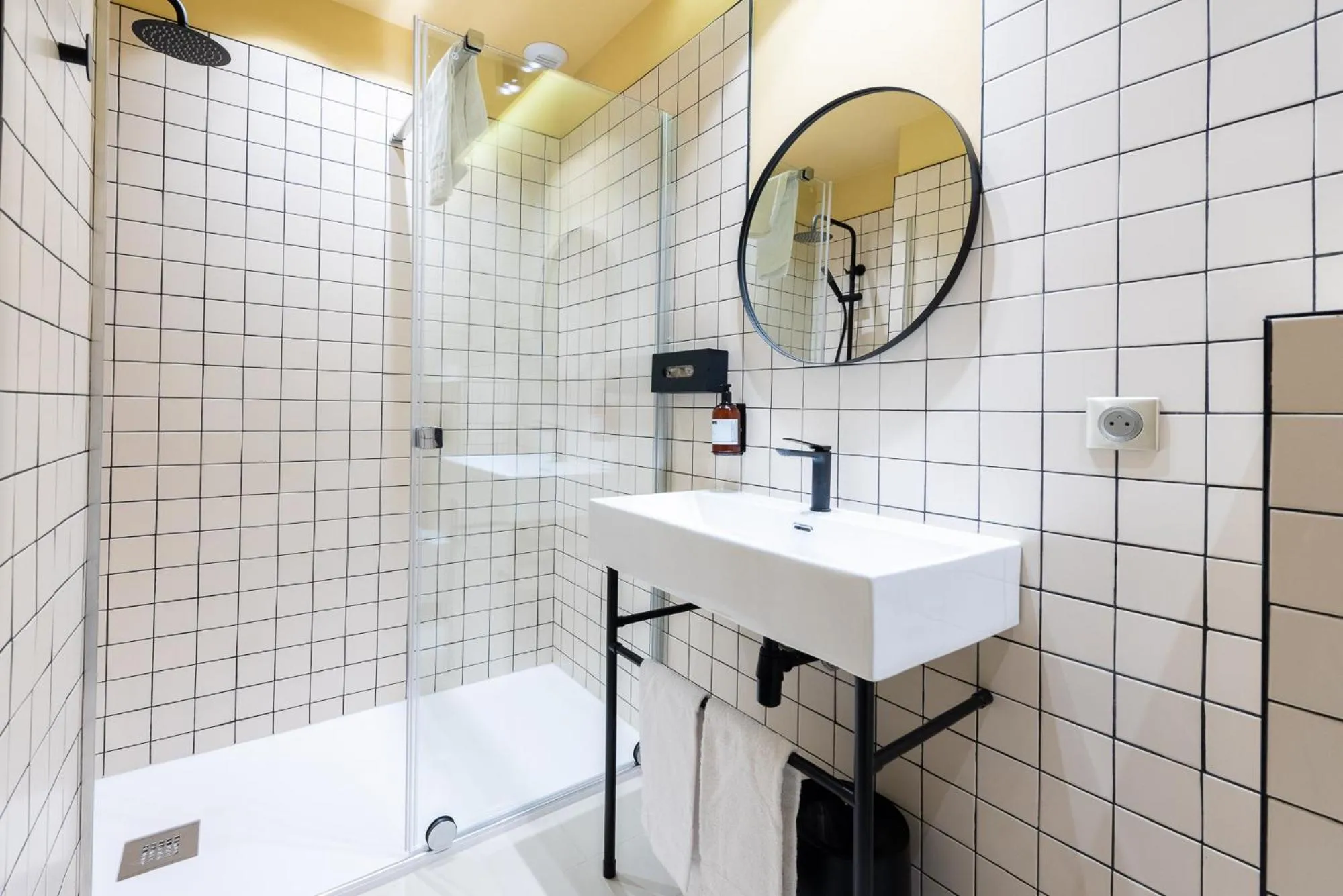 Bathroom in Florella Croisette Apartment