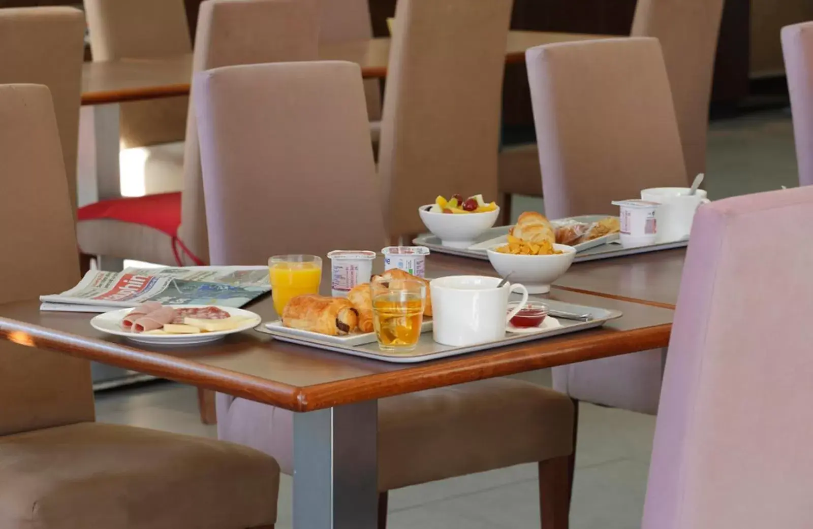 Buffet breakfast, Restaurant/Places to Eat in Suite Home Briancon Serre Chevalier