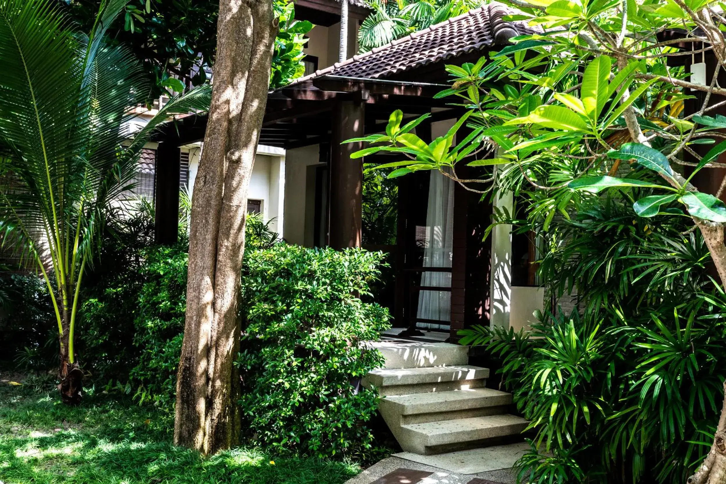 Garden in Baan Chaweng Beach Resort & Spa - SHA Extra Plus