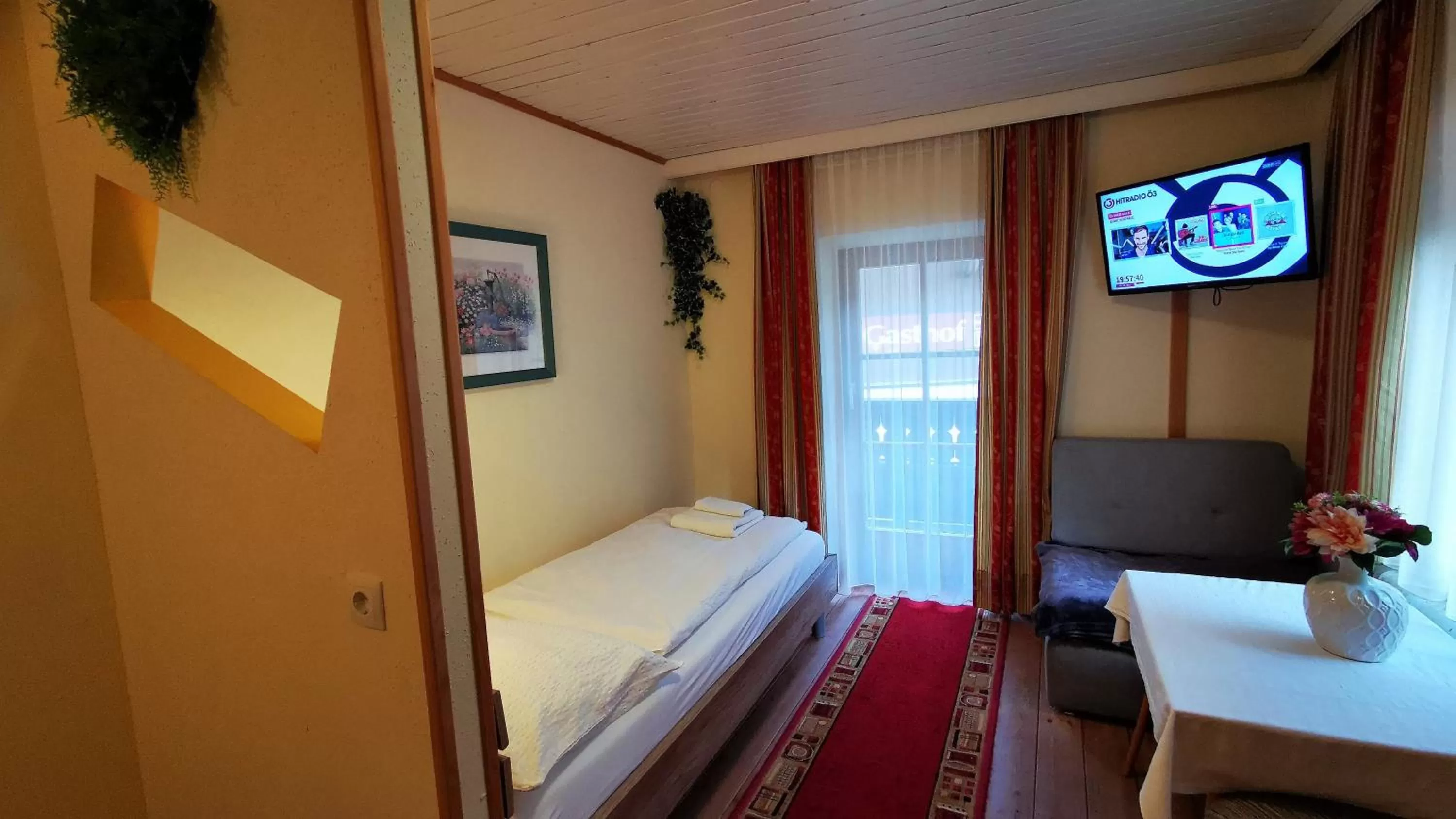 Bed in Gasthof Geronimo