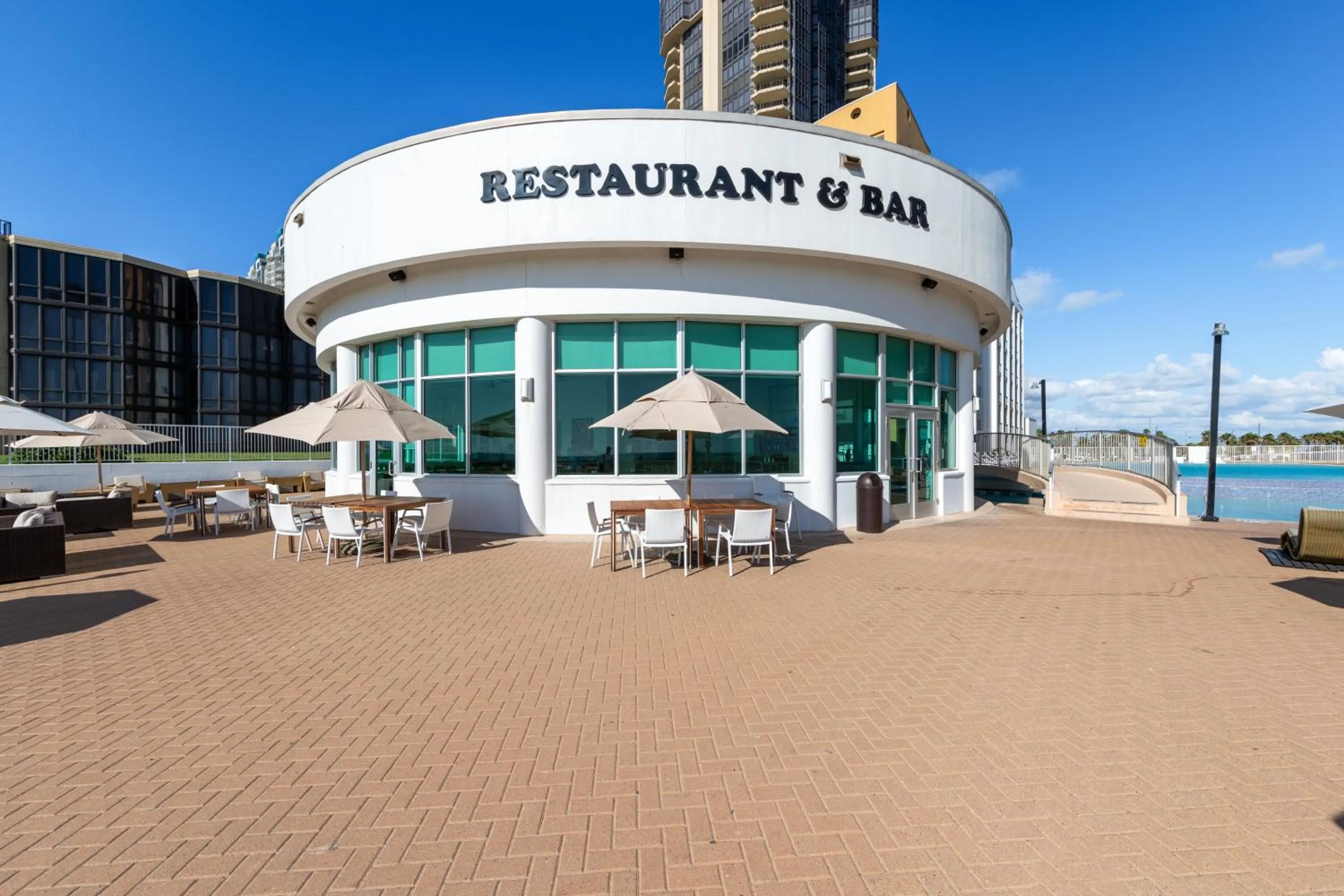 Restaurant/places to eat in Peninsula Island Resort & Spa - Beachfront Property at South Padre Island