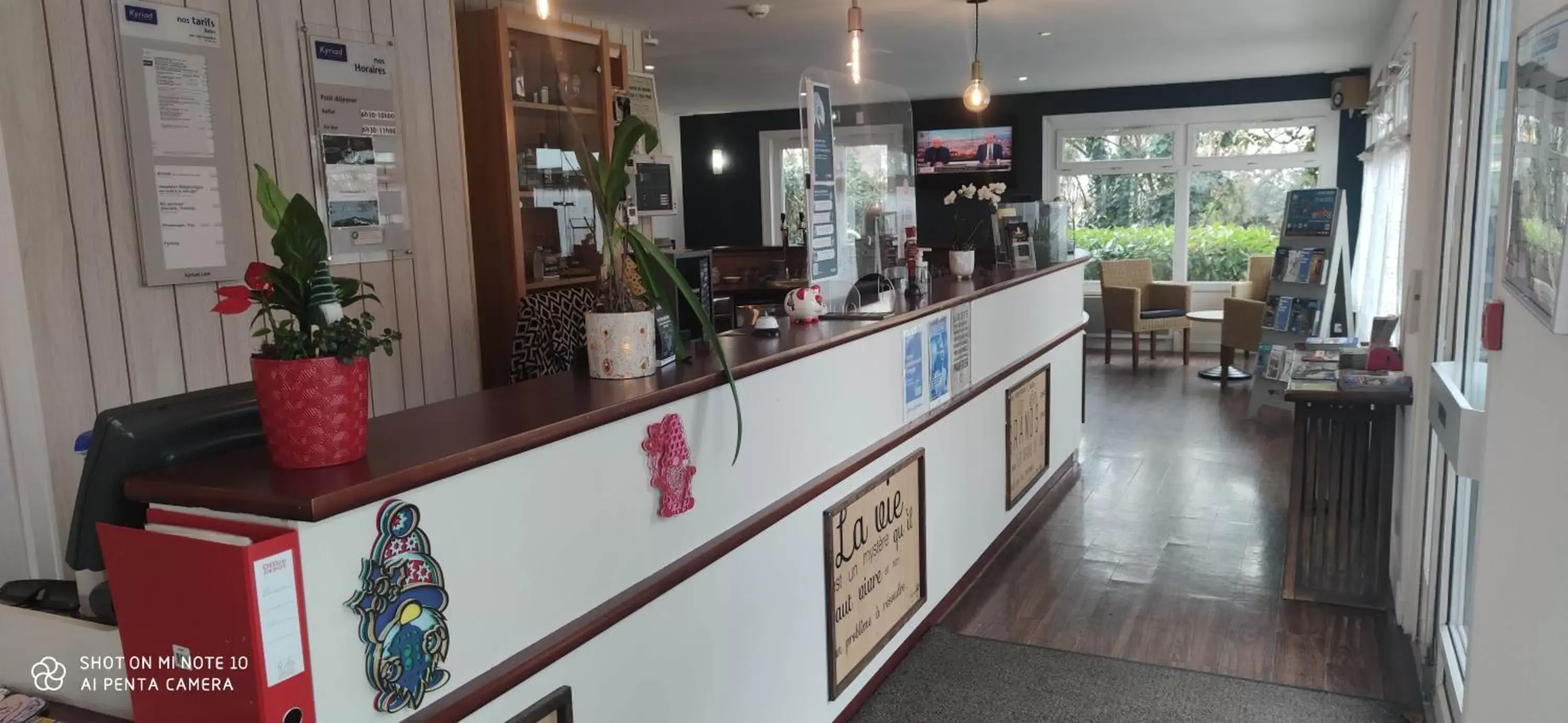 Lobby or reception in Kyriad Mulhouse Est - Lutterbach Lobby or reception in Kyriad Mulhouse Est - Lutterbach