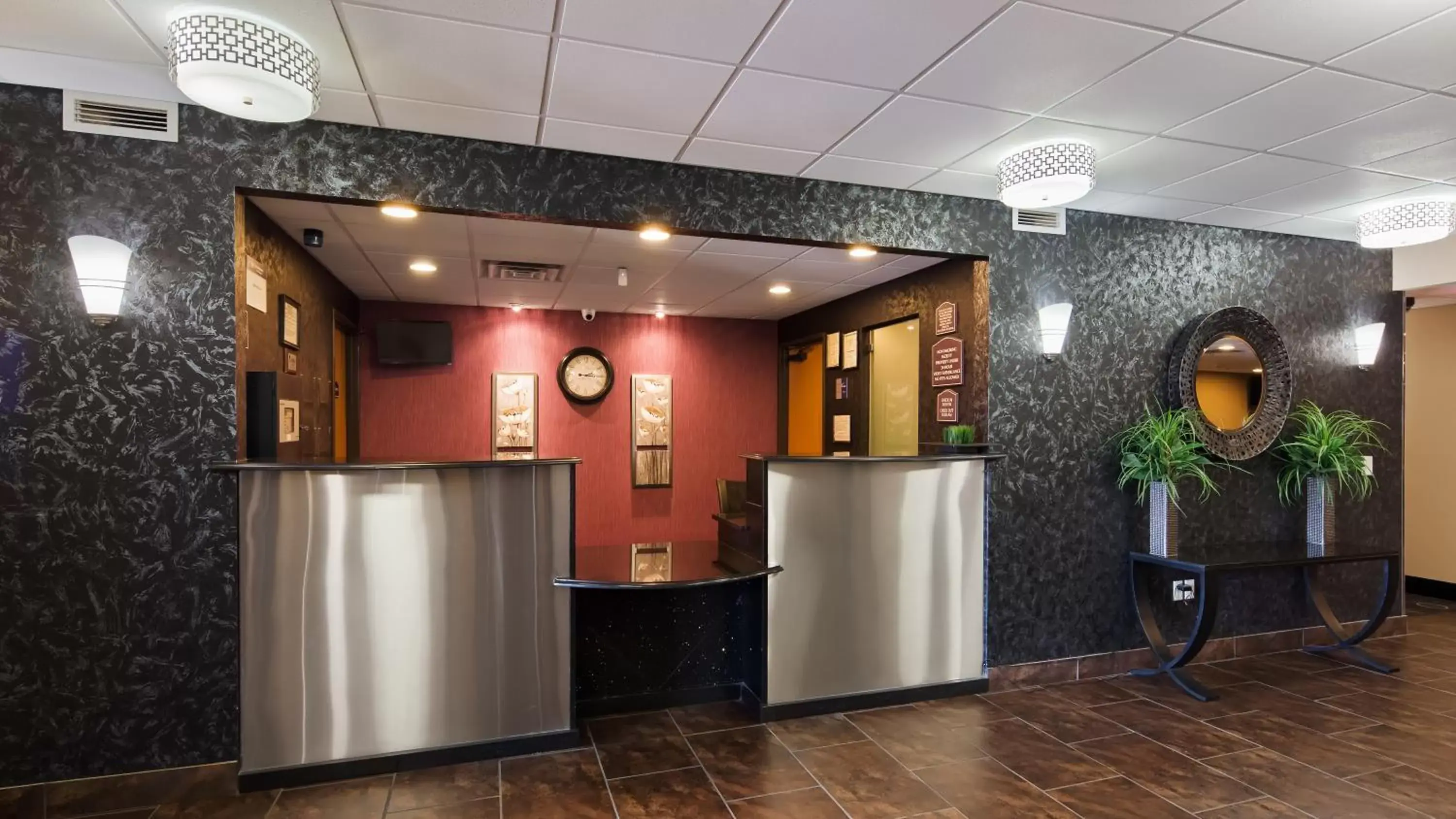 Lobby or reception, Lobby/Reception in Best Western Plover-Stevens Point Hotel & Conference Center