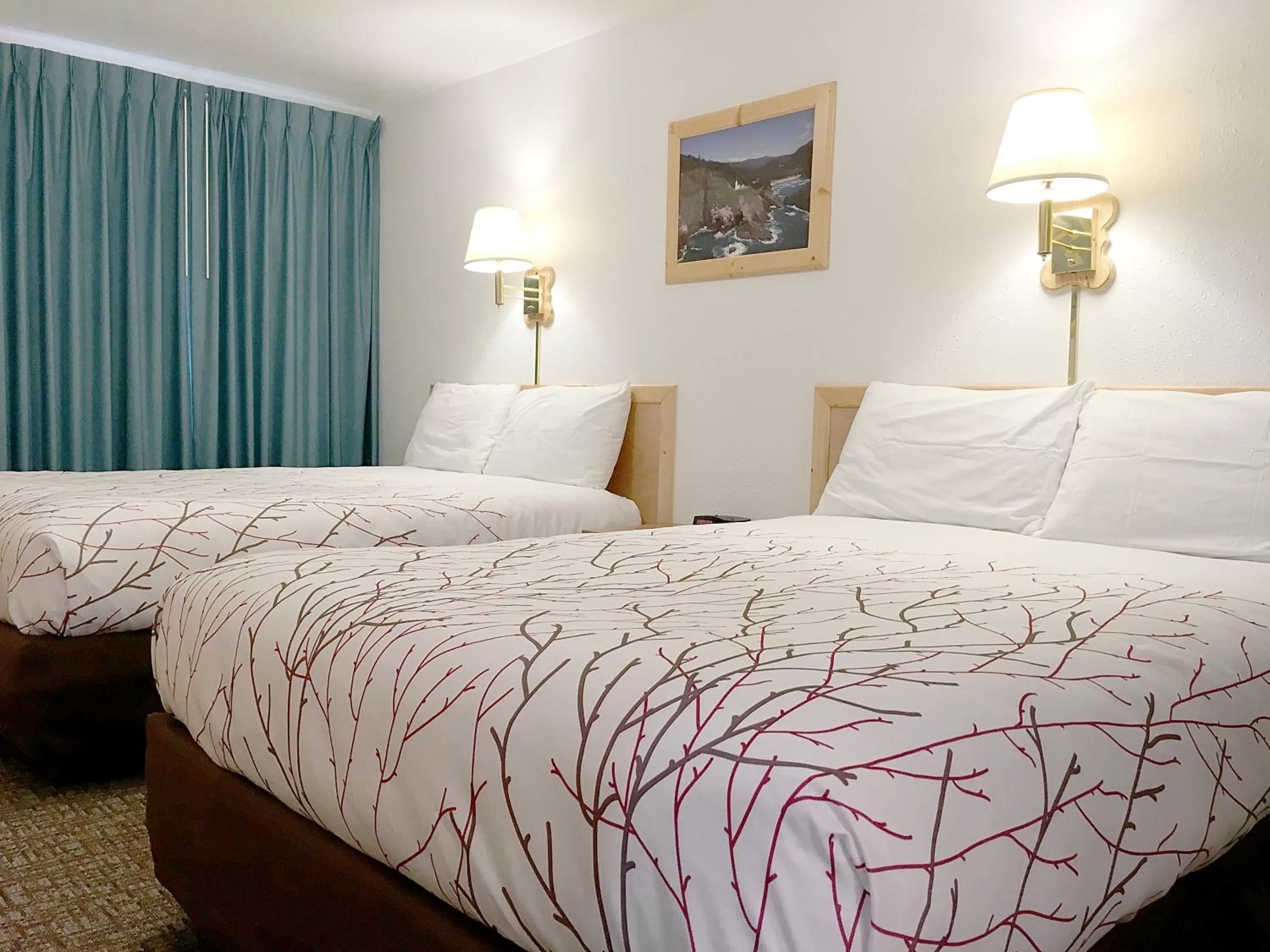 Bed in Park Motel and Cabins