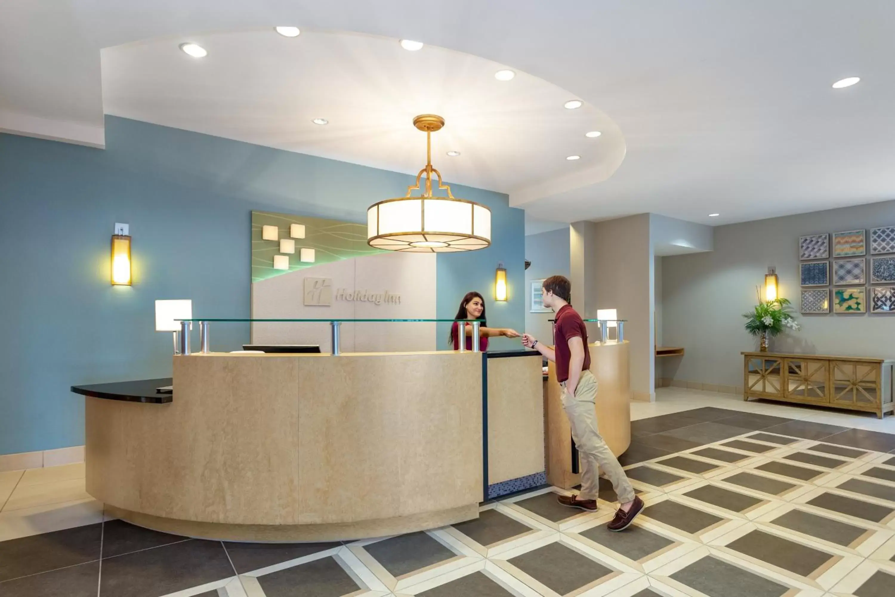 Lobby or reception in Holiday Inn Winter Haven, an IHG Hotel