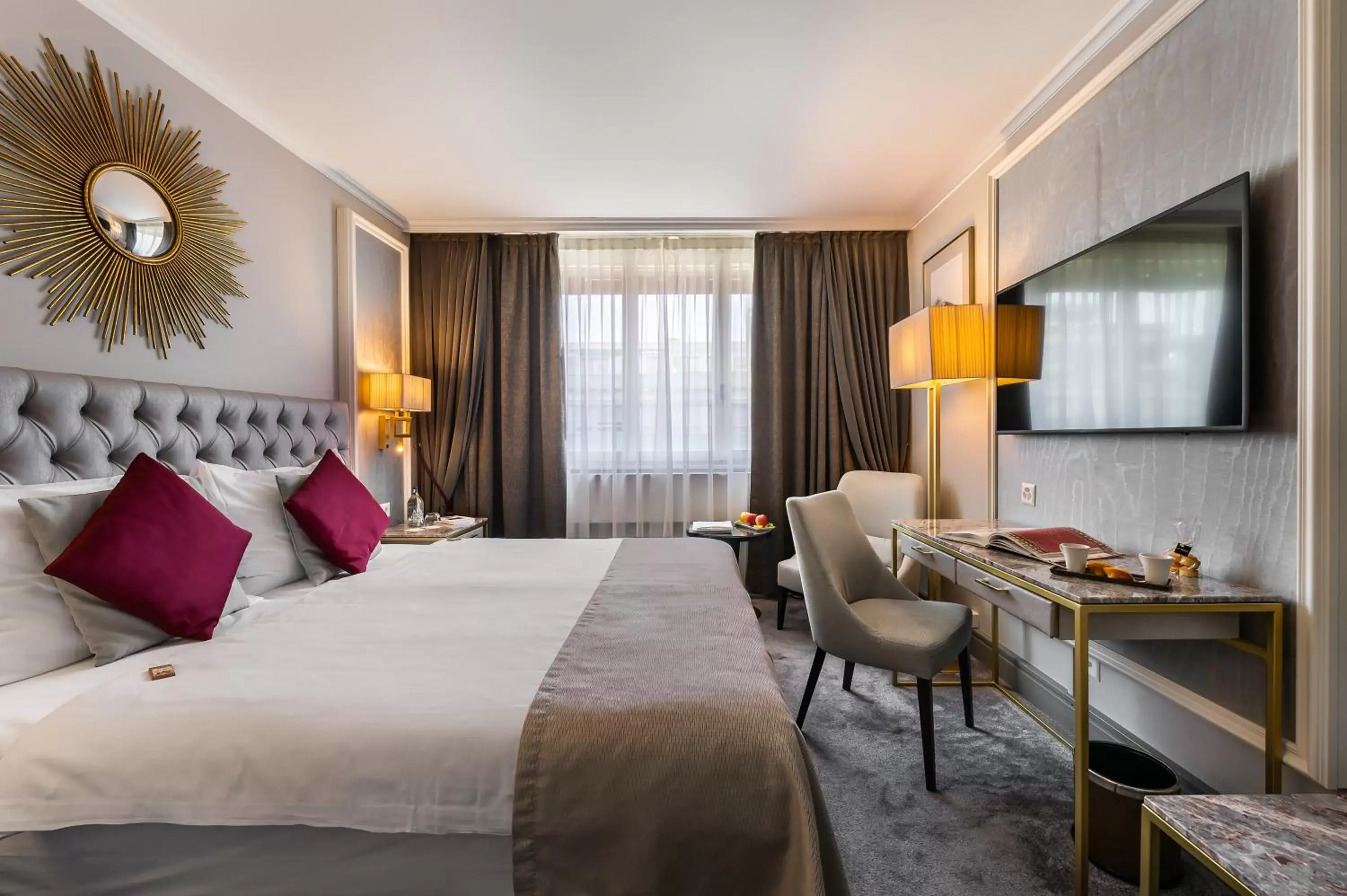 Superior Single Room in Royal Manotel Superior Single Room in Royal Manotel