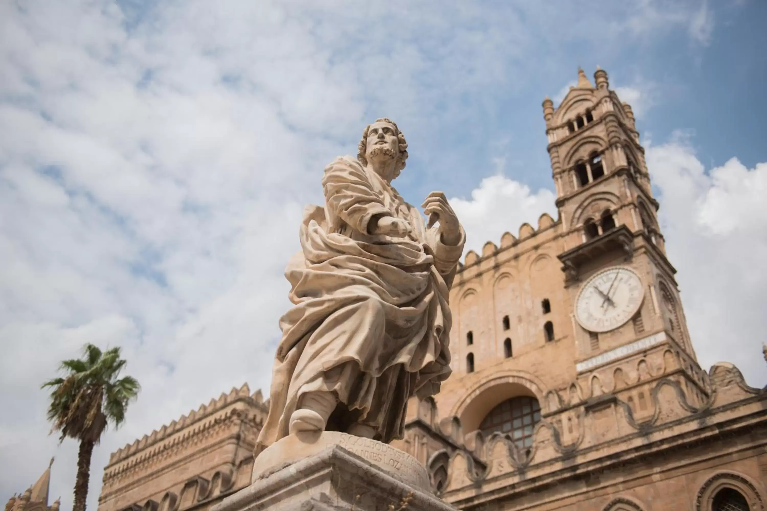 Nearby landmark, Property Building in Ibis Styles Palermo Cristal