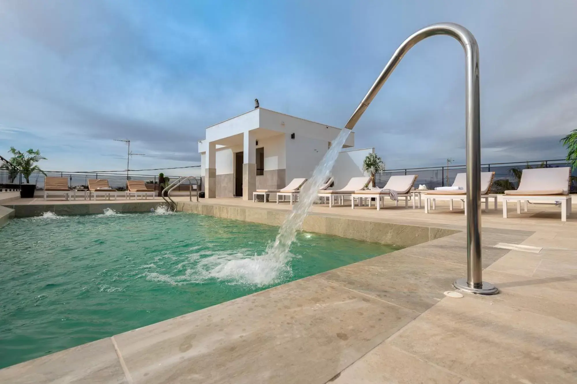 Swimming Pool in Santa Pola Apartments