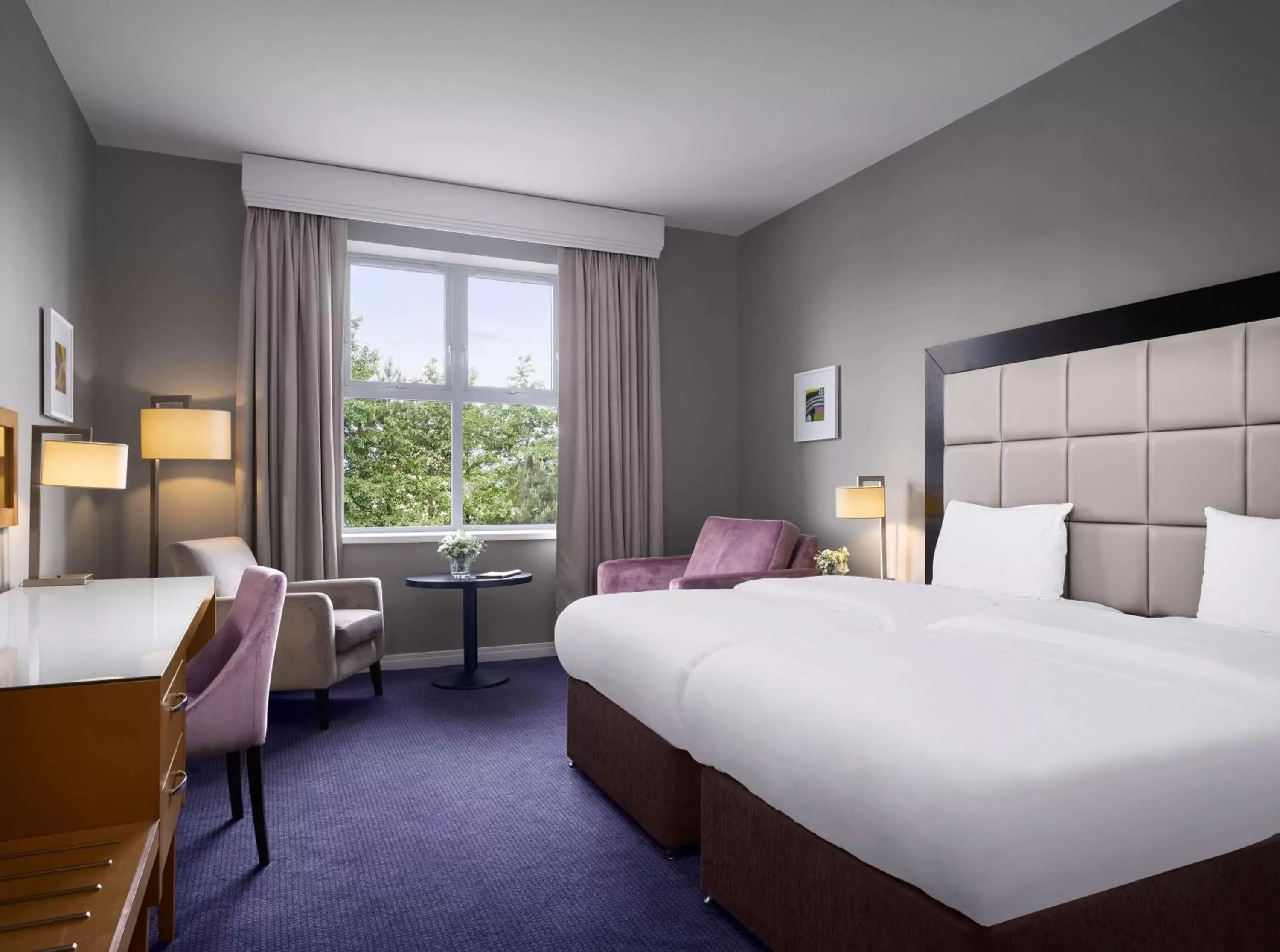 Photo of the whole room, Bed in Radisson BLU Hotel & Spa, Sligo