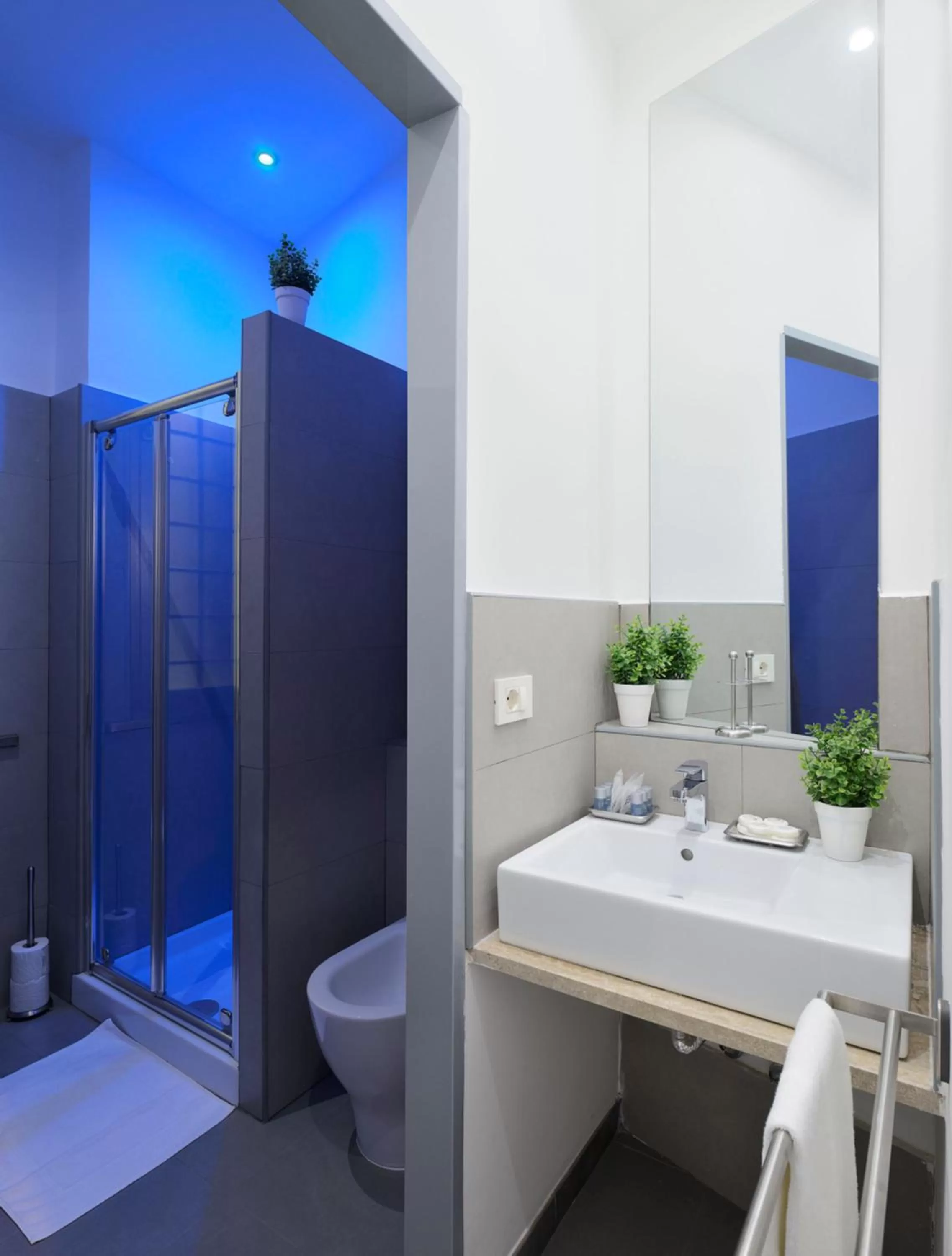 Shower in Locanderia Roma