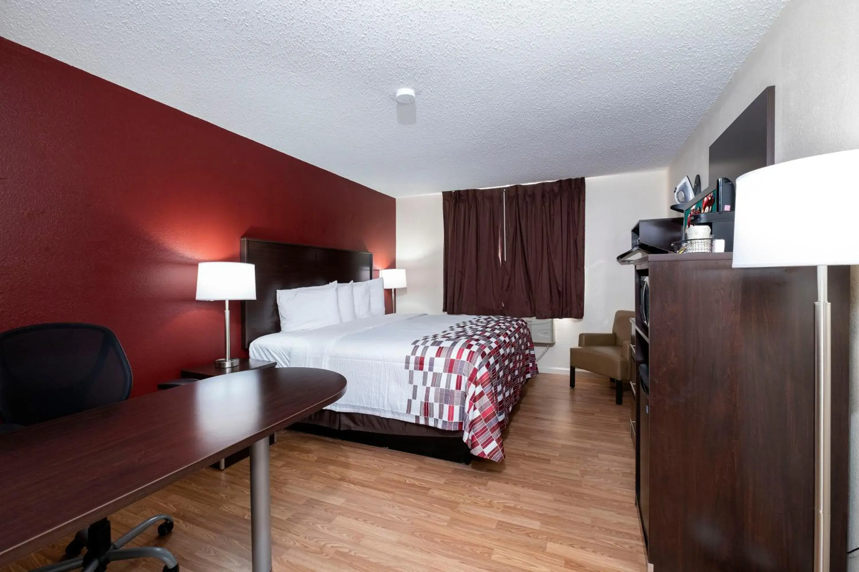 Photo of the whole room, Room Photo in Red Roof Inn Norfolk - Portsmouth