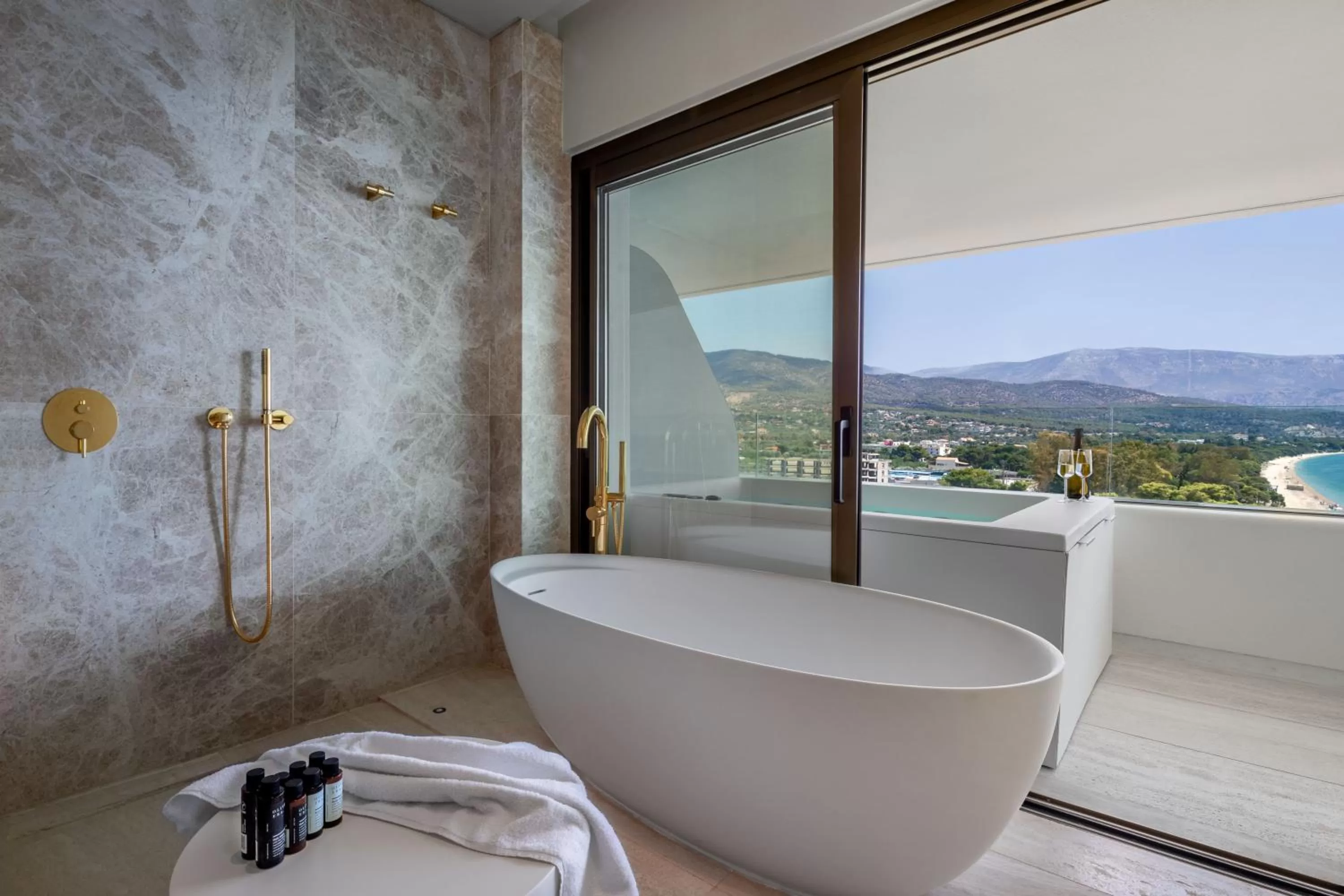Bath in Isla Brown Corinthia Resort & Spa, a member of Brown Hotels