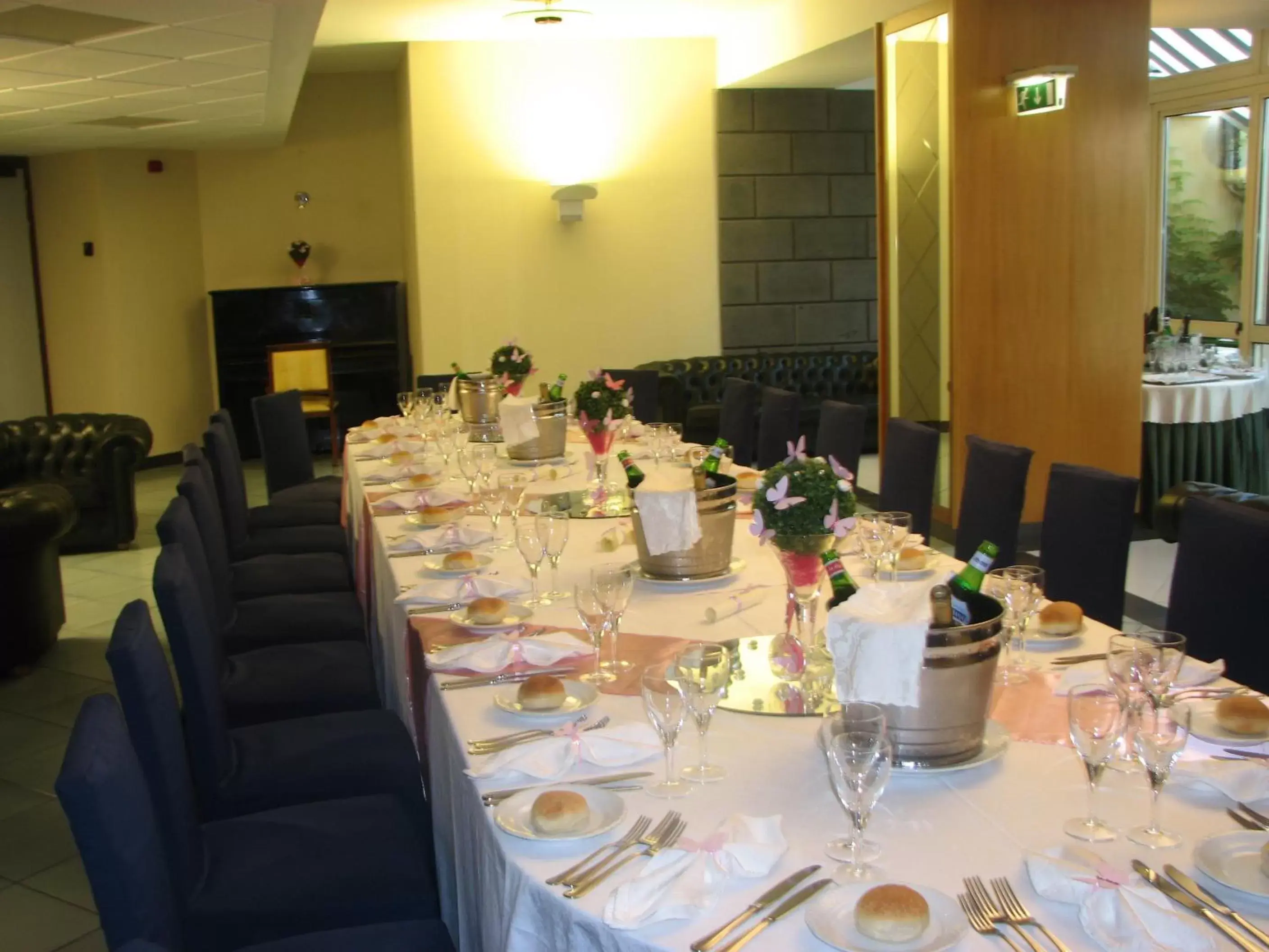 Banquet/Function facilities, Restaurant/Places to Eat in Hotel Parco