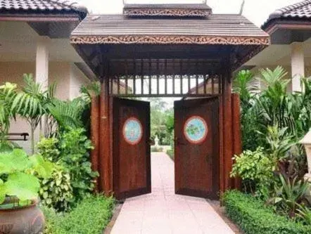 Facade/entrance in Villa Wanida Garden Resort