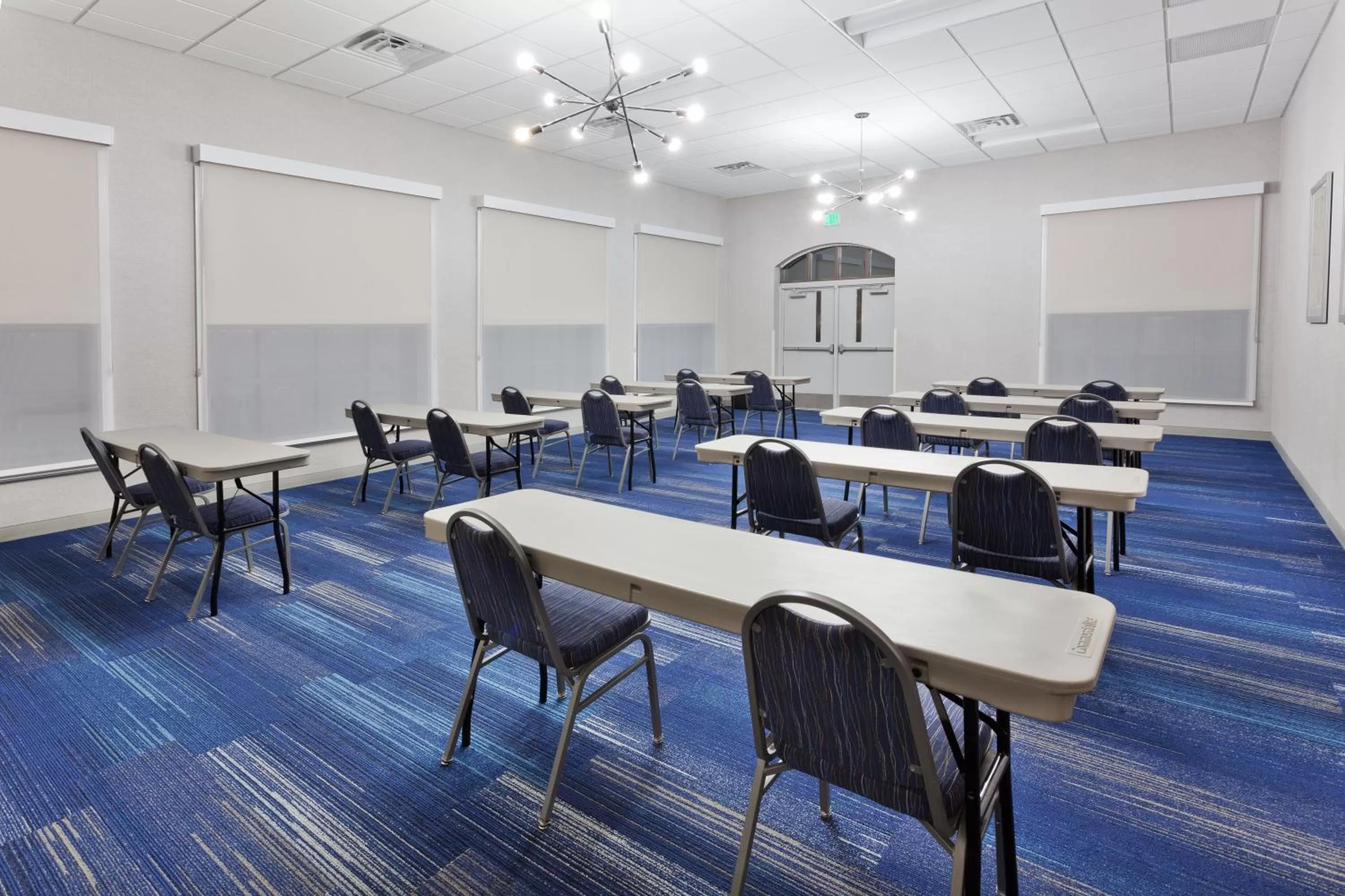 Meeting/conference room in Holiday Inn Express Hotel & Suites Montgomery Boyd-Cooper Parkway by IHG
