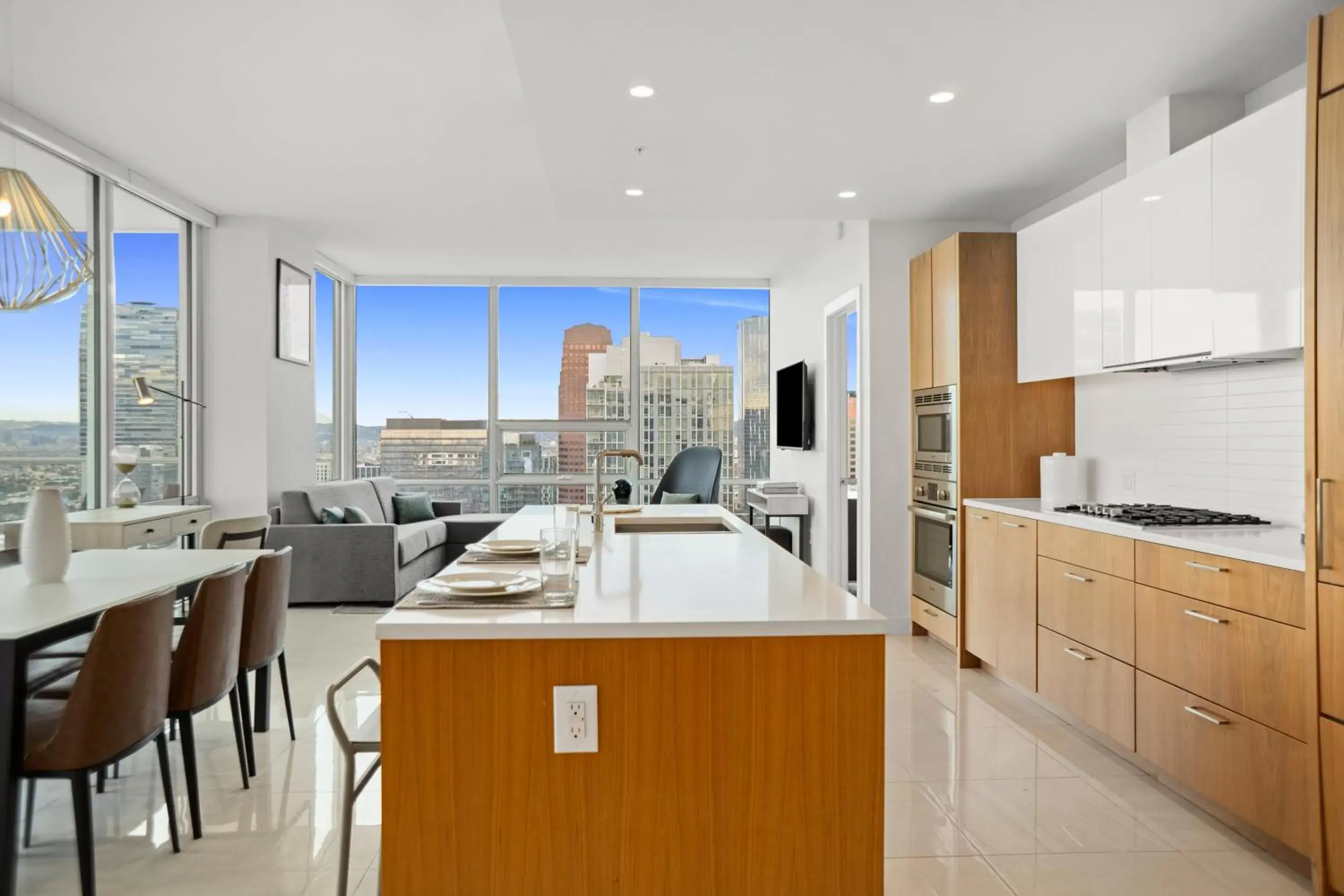 Kitchen or kitchenette, Kitchen/Kitchenette in Level Los Angeles - Downtown South Olive