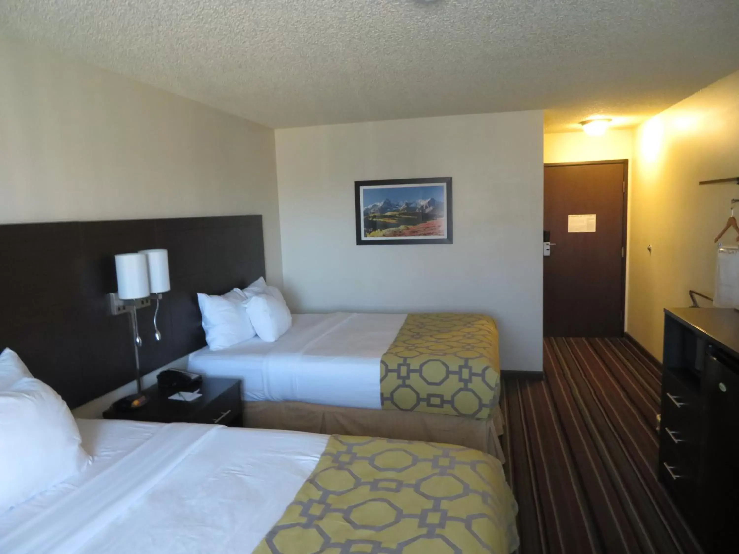 Bedroom, Bed in GreenTree Inn Montrose Bedroom, Bed in GreenTree Inn Montrose