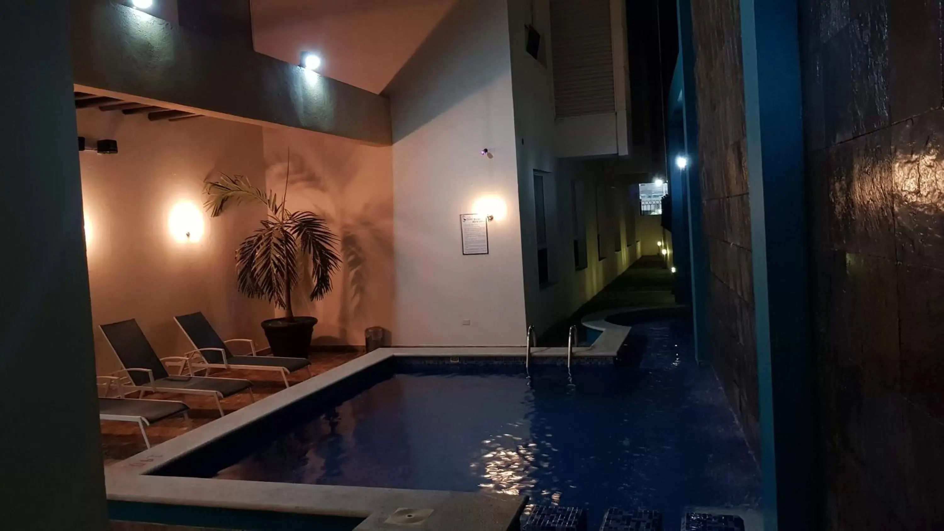 Swimming Pool in HOTEL OLIBA Boca del Rio