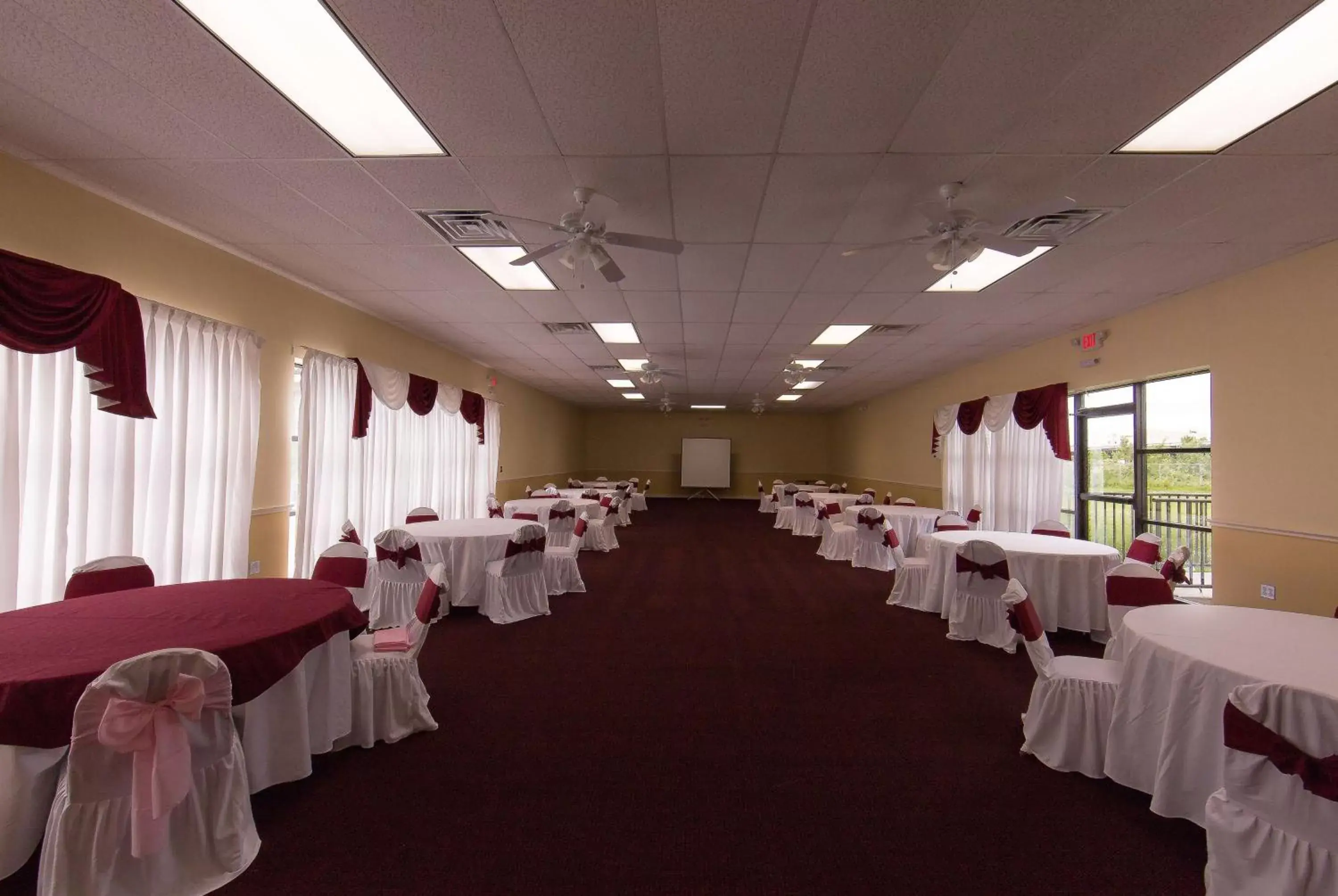 Meeting/conference room, Banquet Facilities in Ramada by Wyndham Houston Intercontinental Airport East