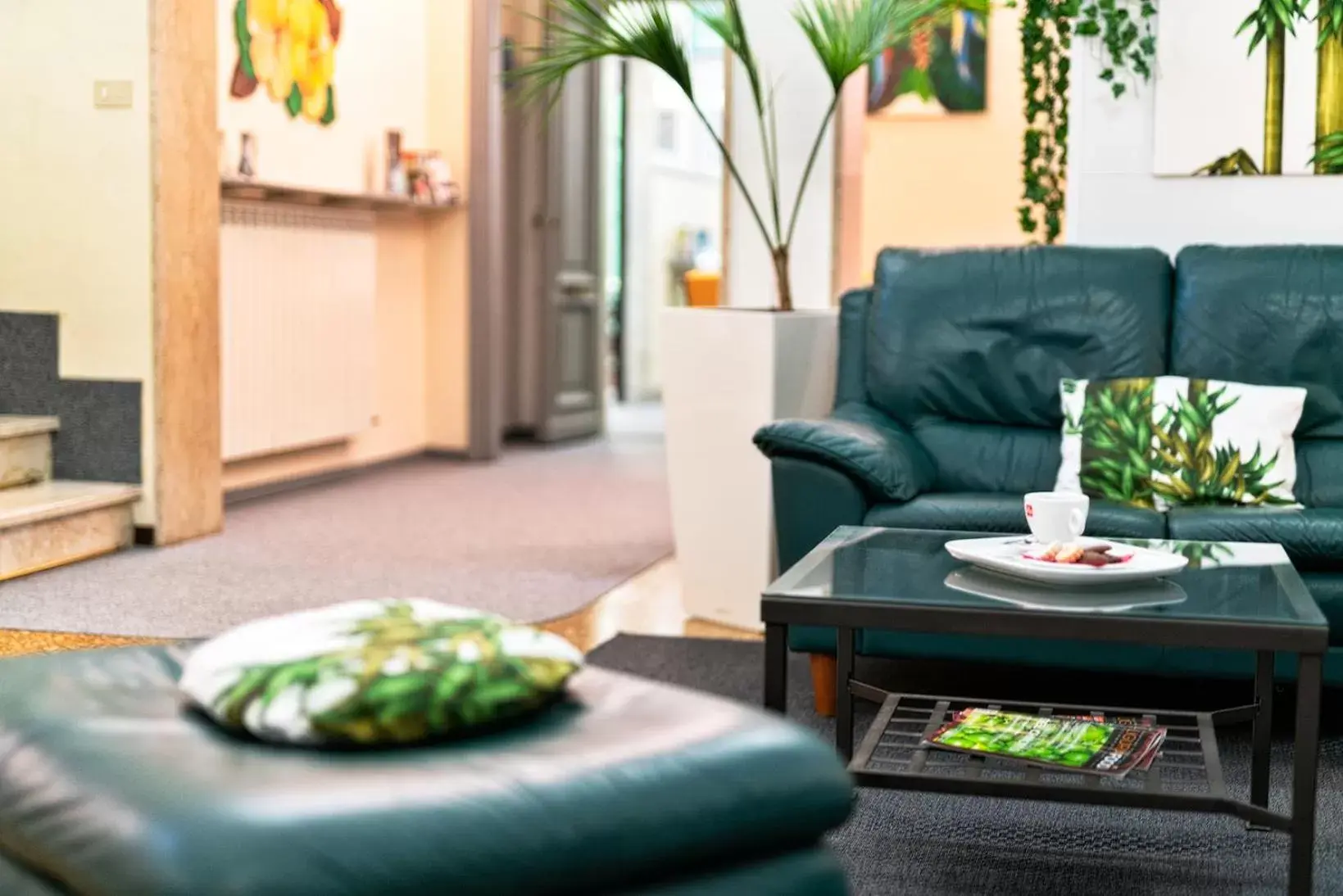 Seating Area in Hotel Cairoli