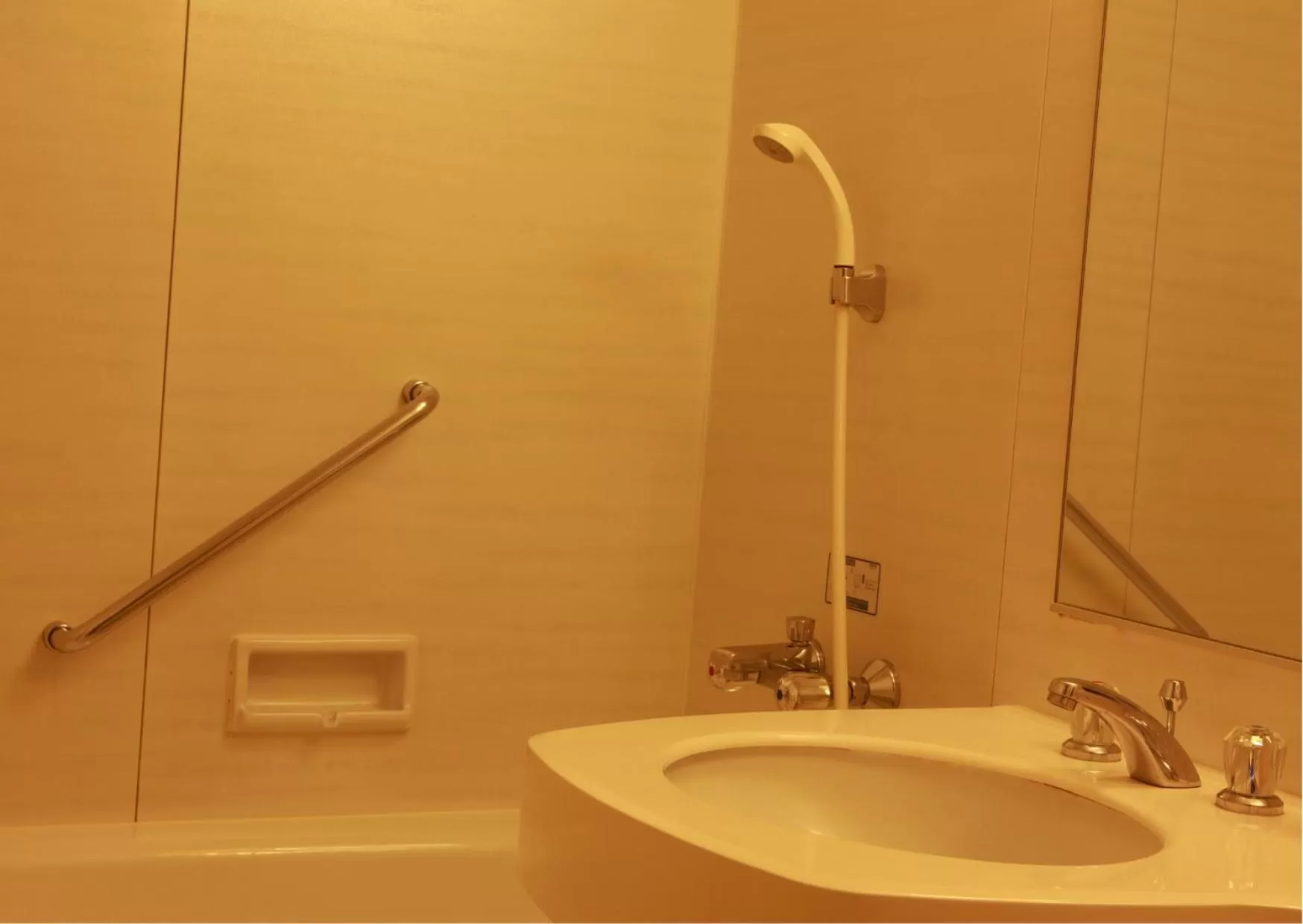 Bathroom in Zingle Stay Airport Hotel