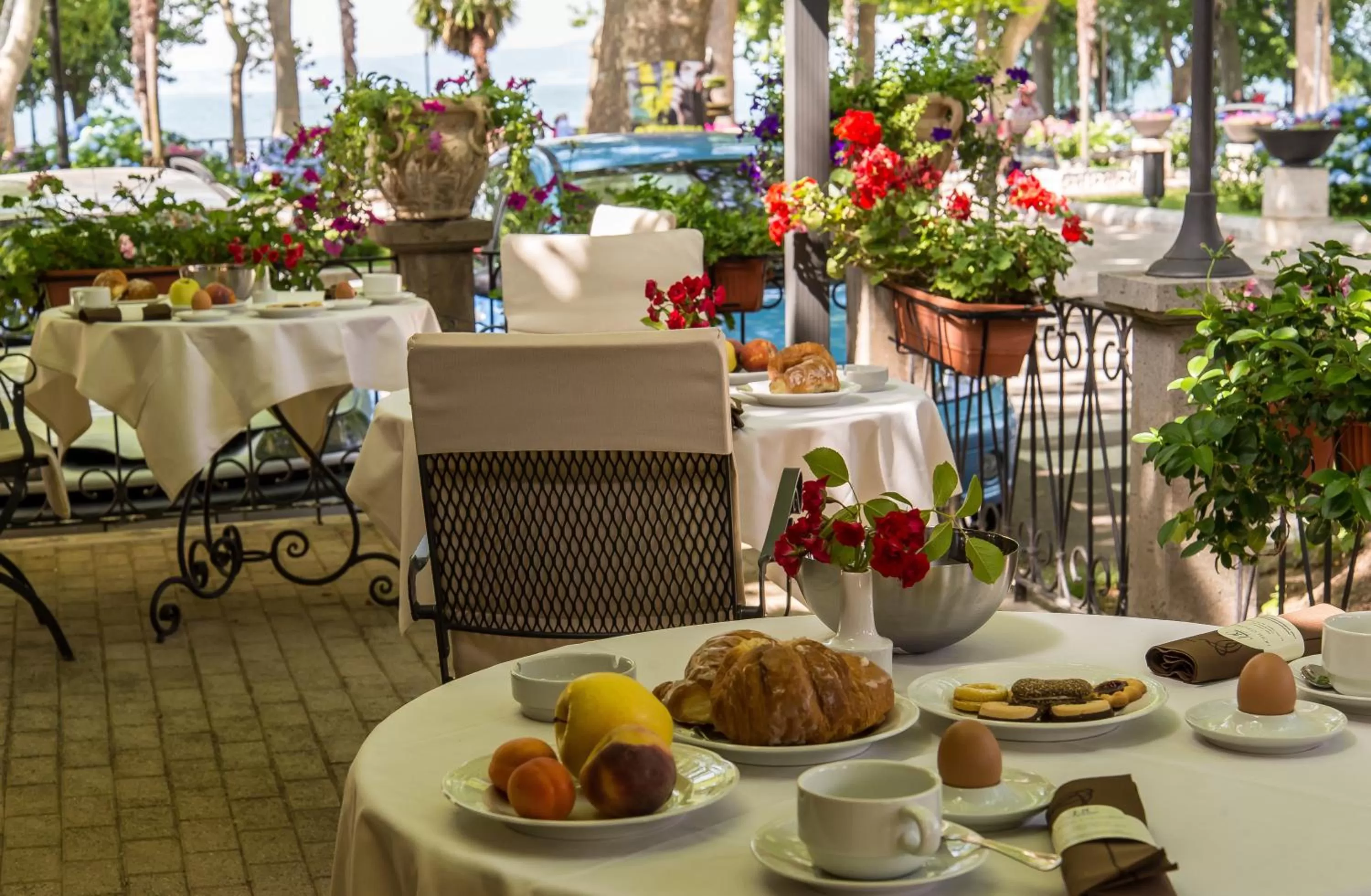 Restaurant/places to eat in Hotel Columbus sul Lago