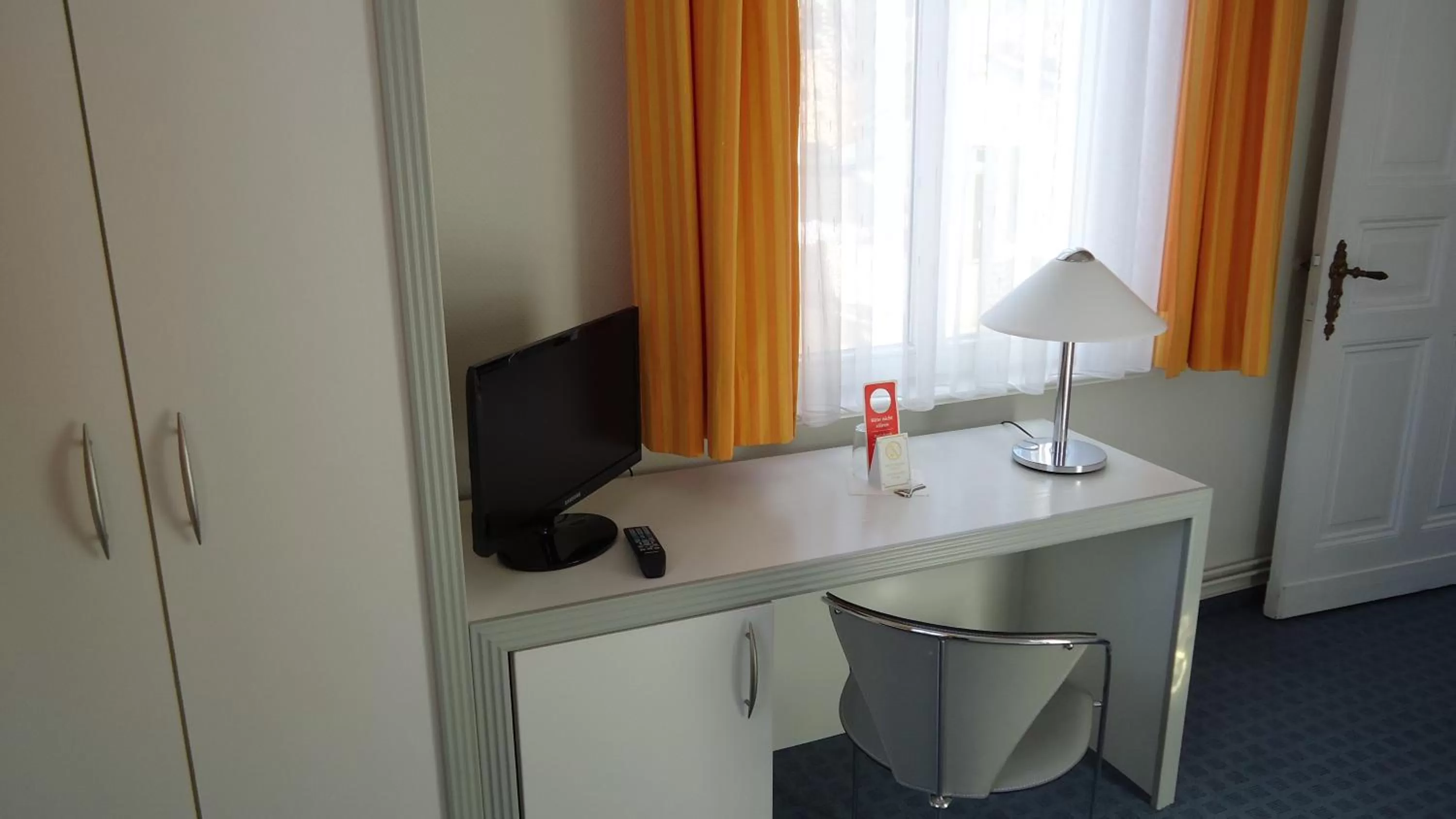 TV and multimedia in Hotel Fortuna