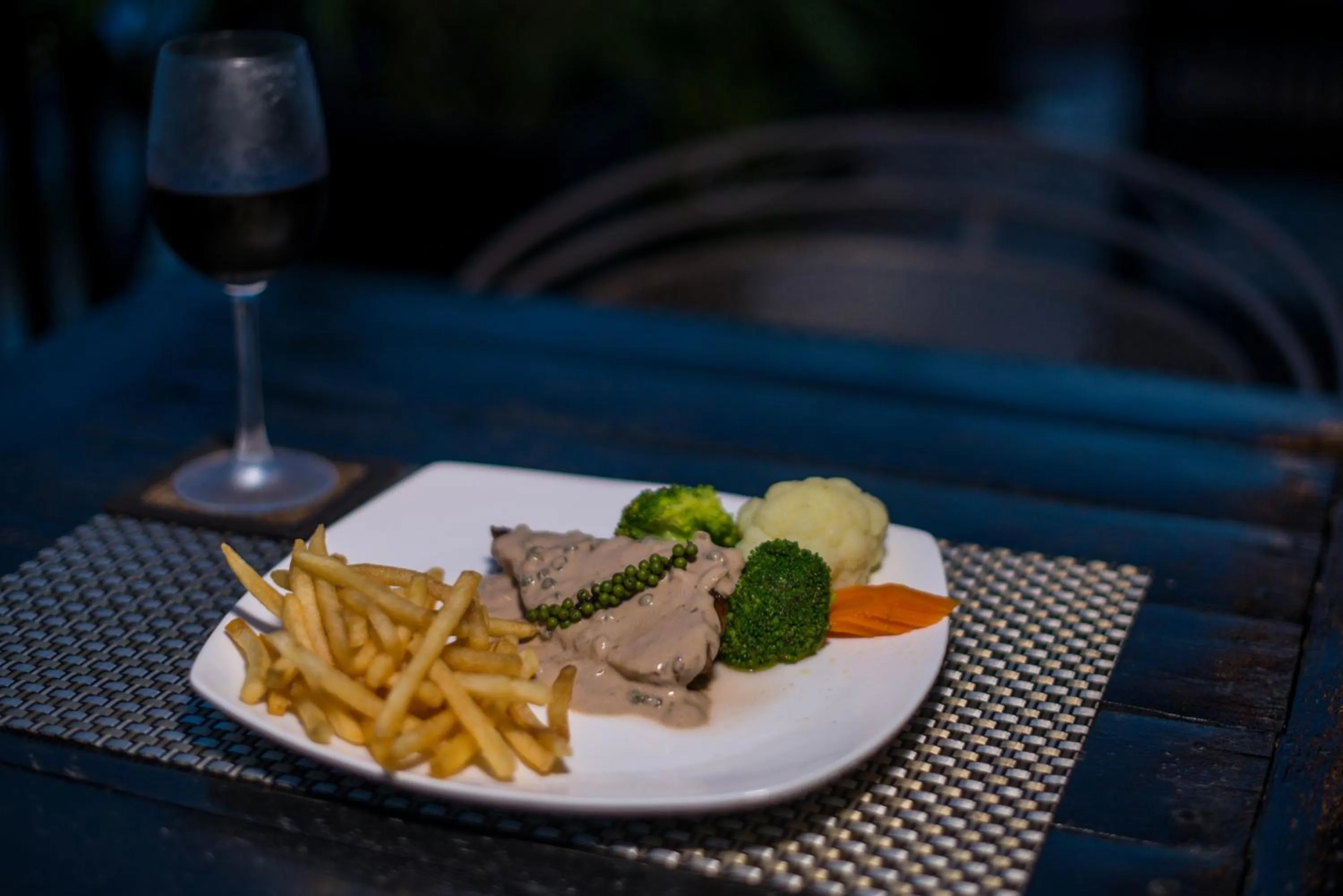 Lounge or bar in JK Resident