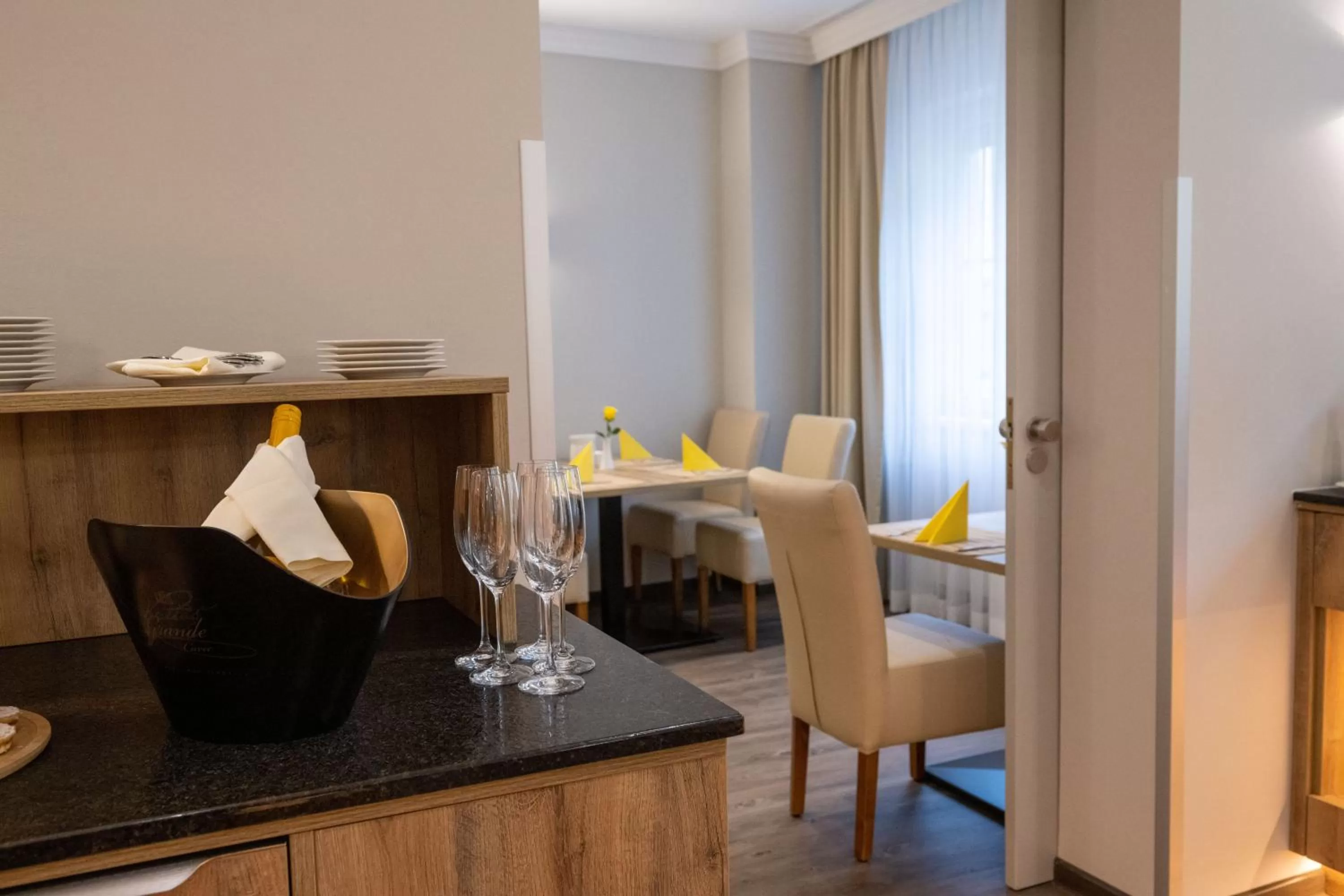 Breakfast in Hotel Admiral am Kurpark