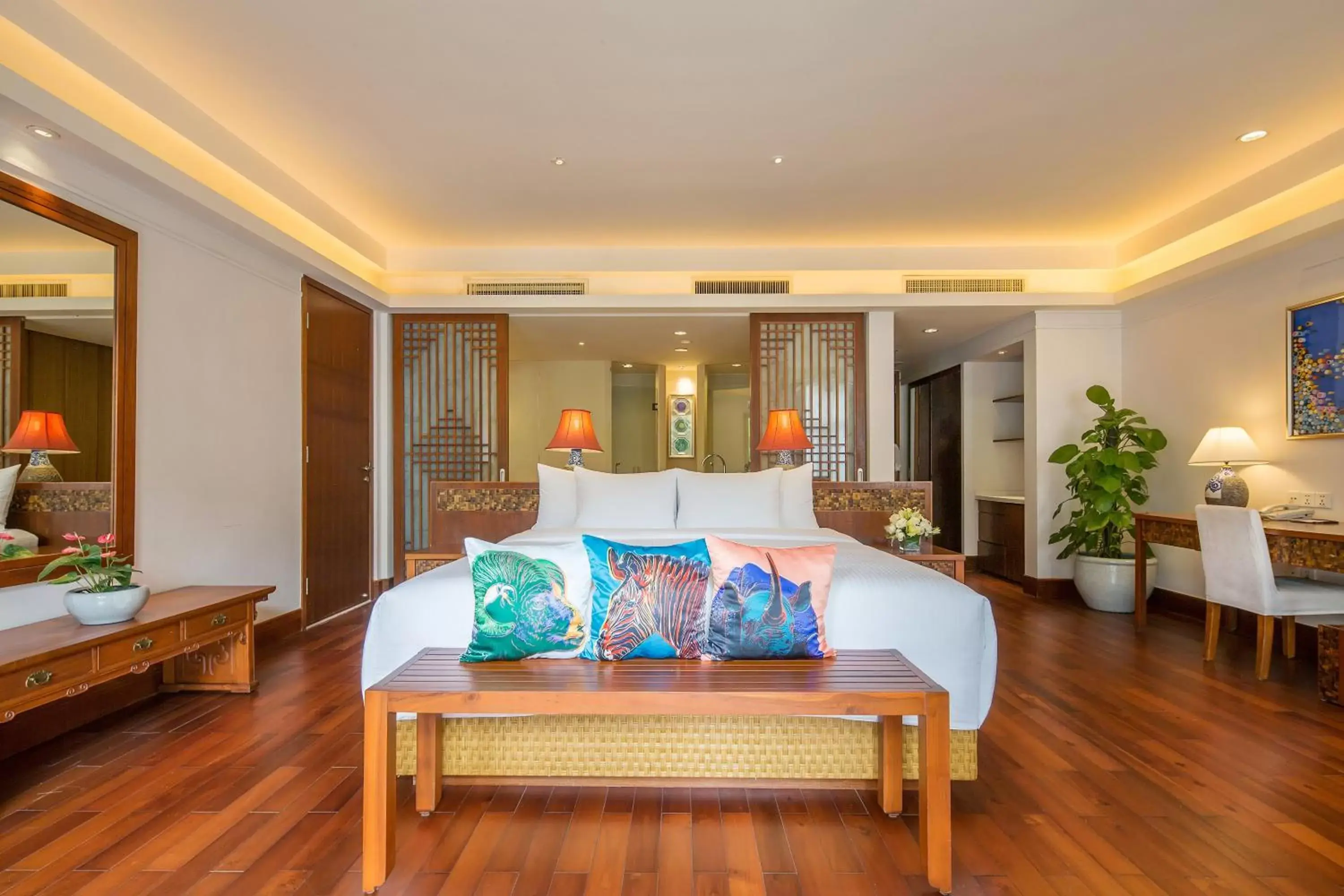 bunk bed, Seating Area in Huayu Resort & Spa Yalong Bay Sanya