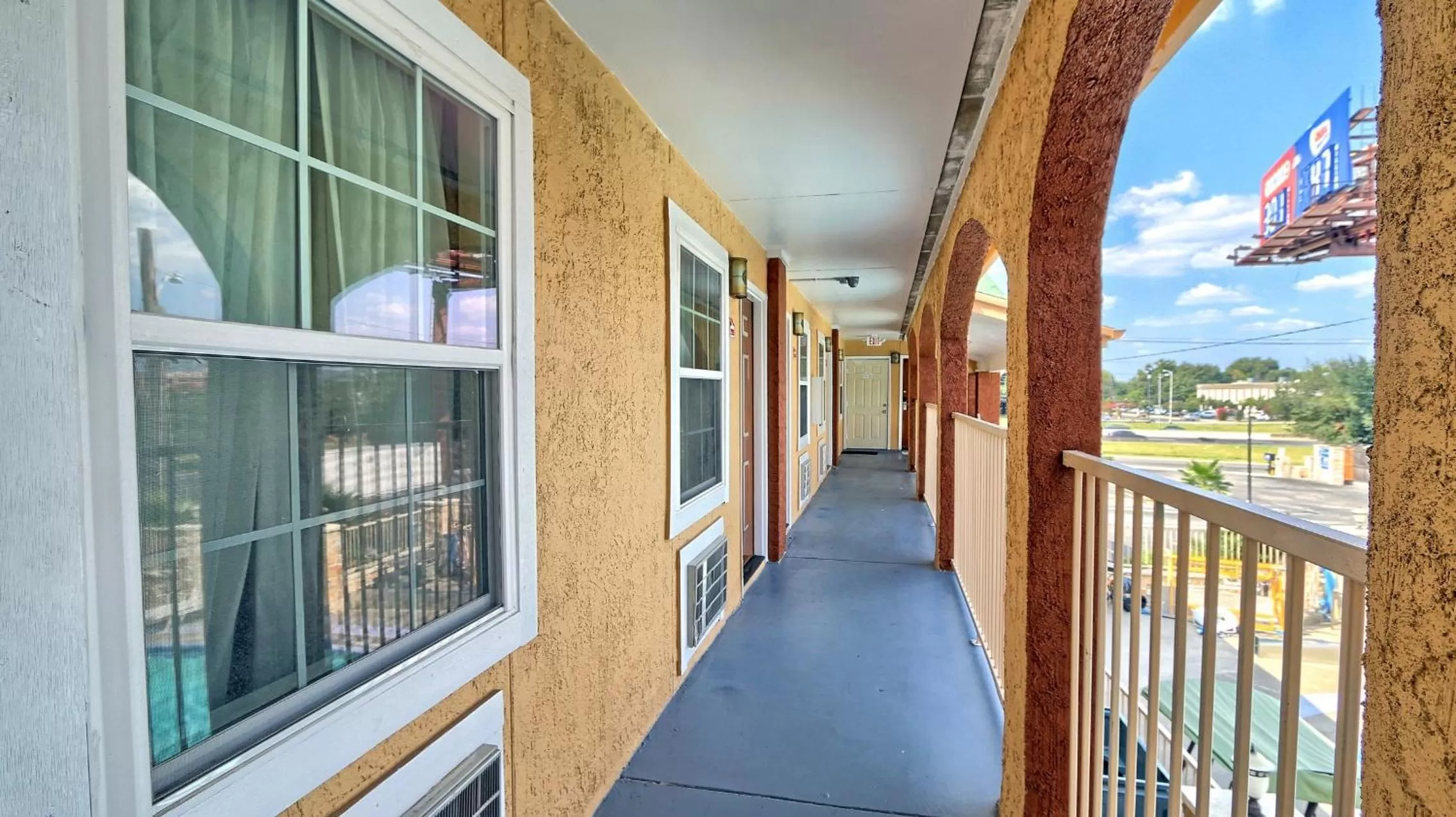 Day in Travelodge by Wyndham Austin South