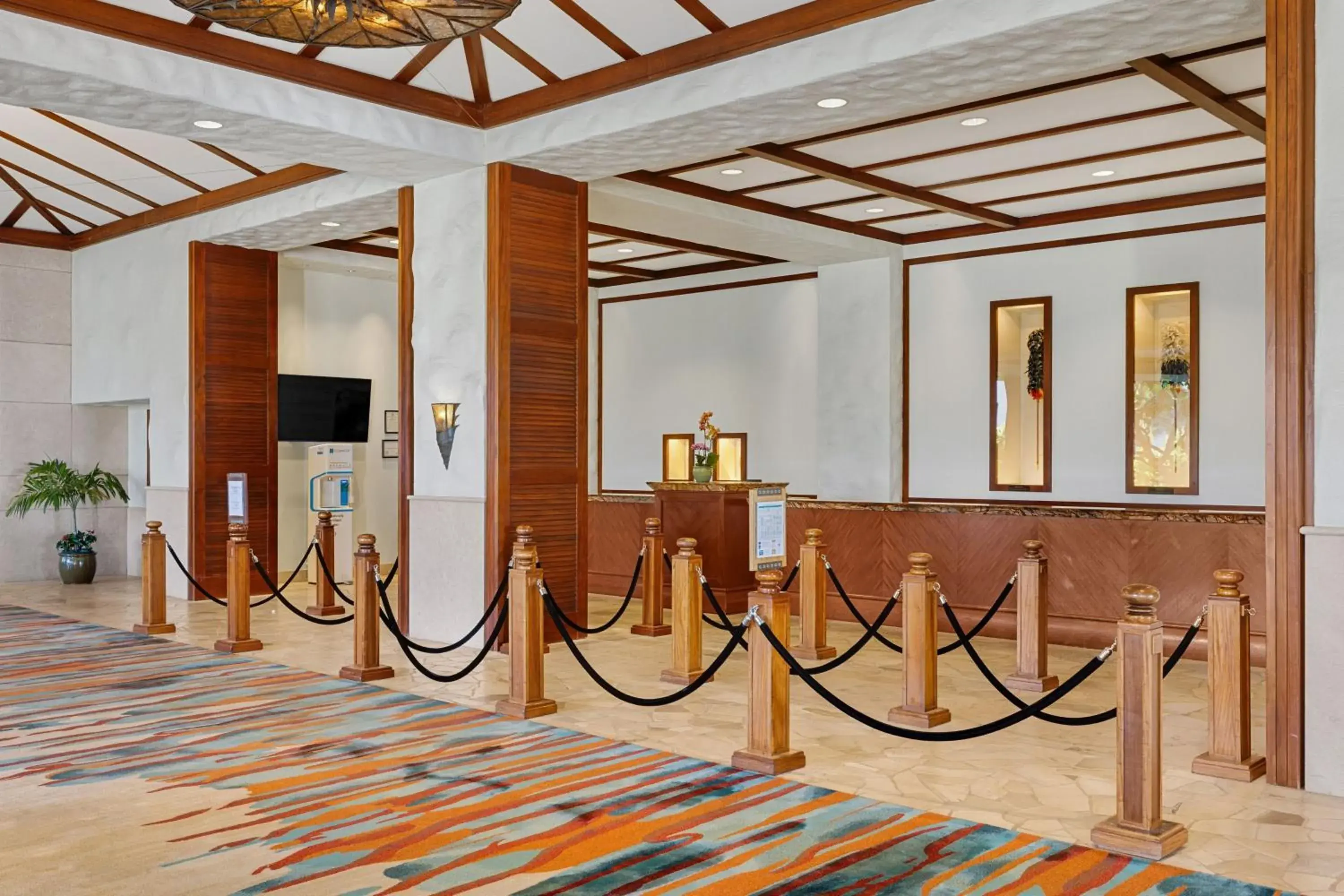Lobby or reception in Marriott's Ko Olina Beach Club