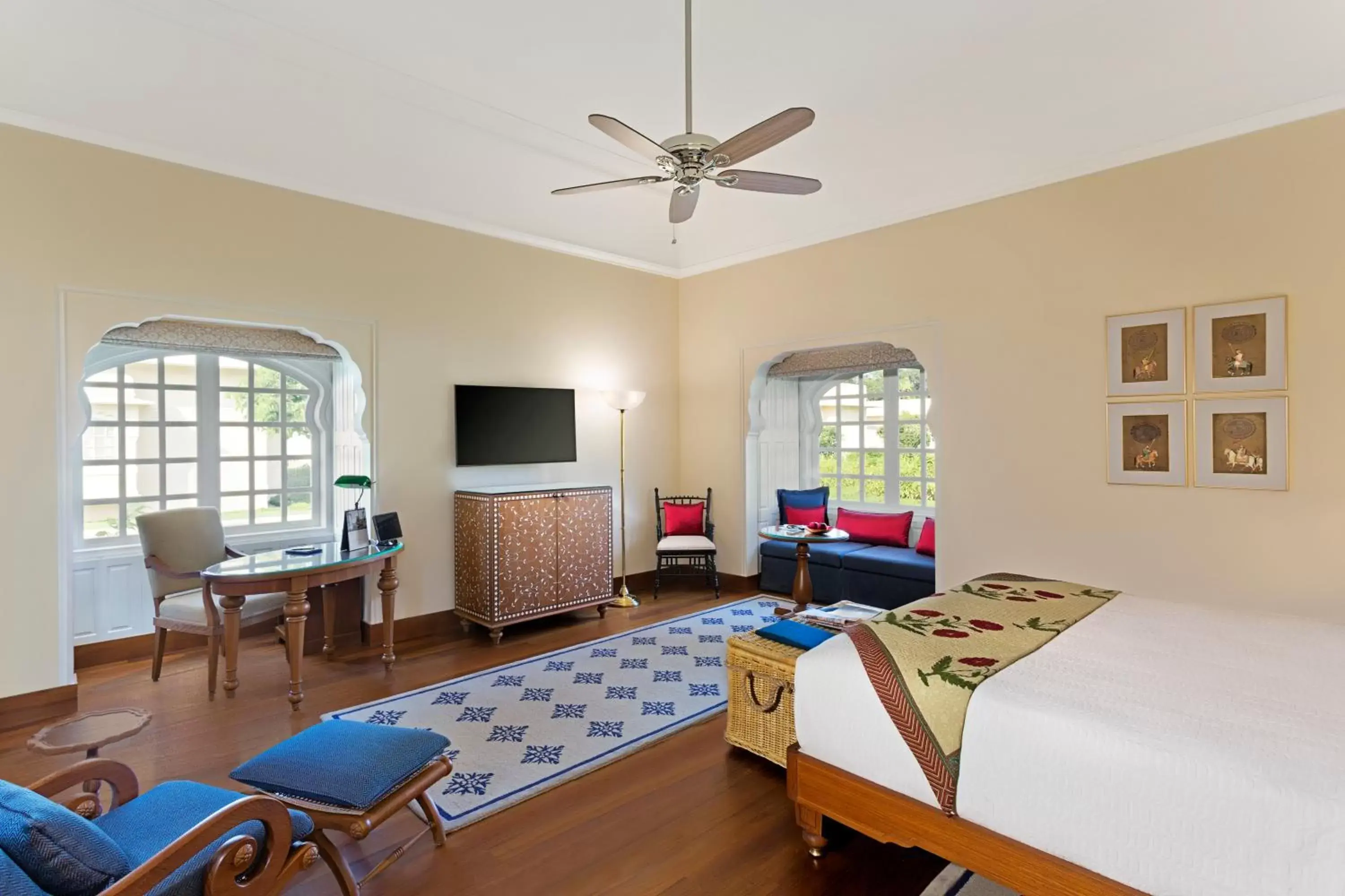 Bedroom, Bed in The Oberoi Sukhvilas Spa Resort, New Chandigarh Bedroom, Bed in The Oberoi Sukhvilas Spa Resort, New Chandigarh