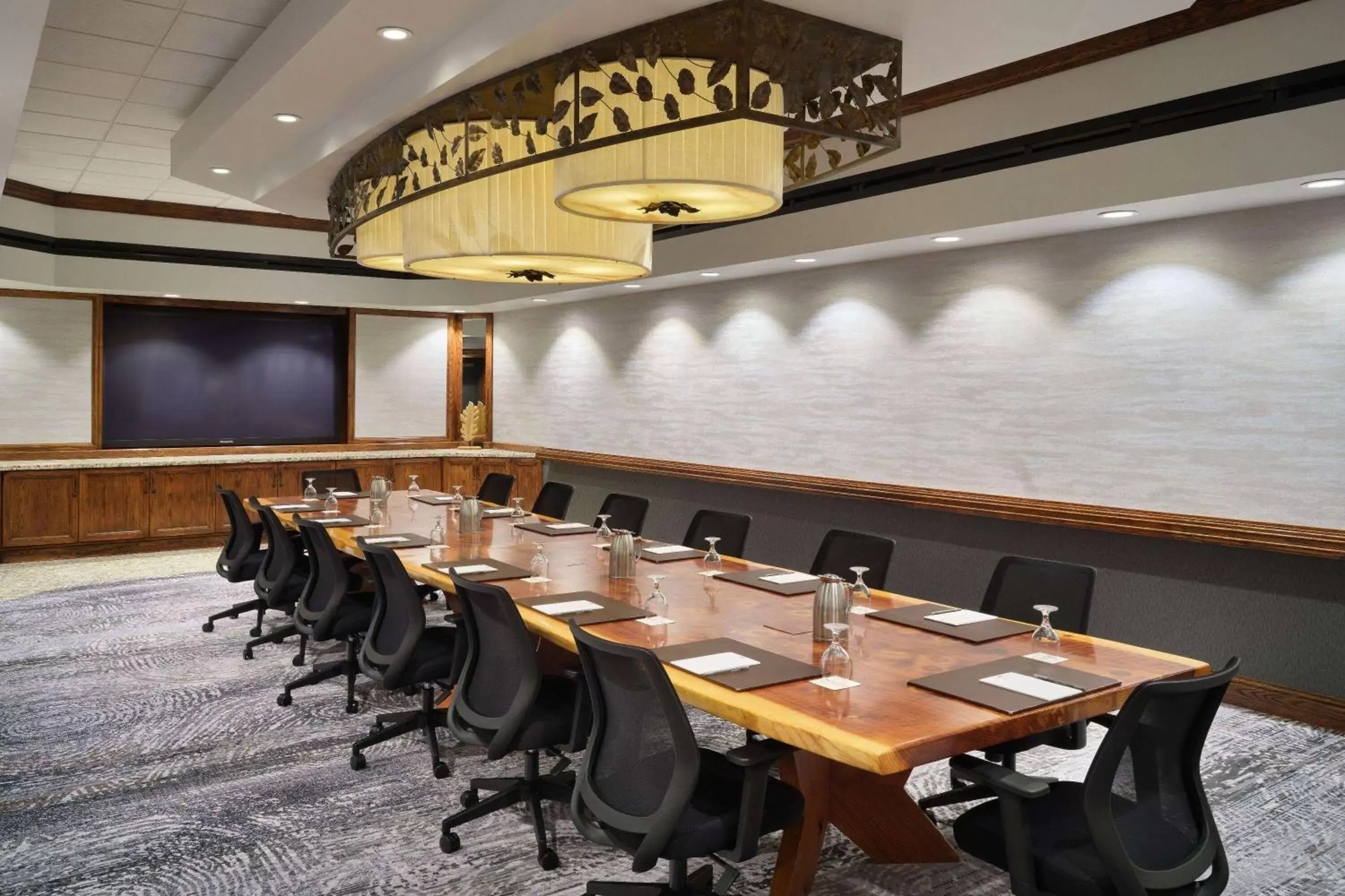 Meeting/conference room in Cheyenne Mountain Resort, a Dolce by Wyndham