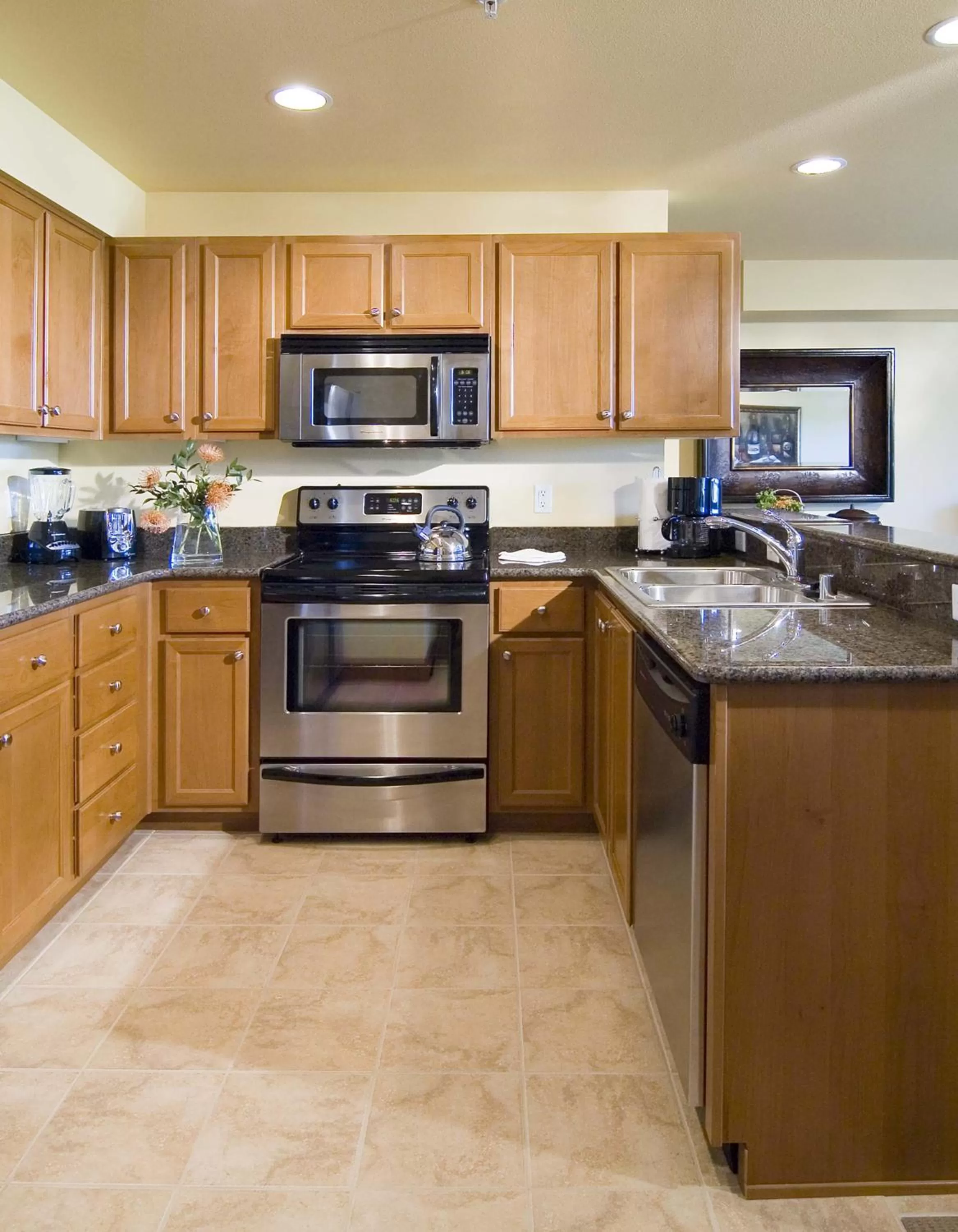Kitchen or kitchenette in Raintree's Sandcastle, Birch Bay