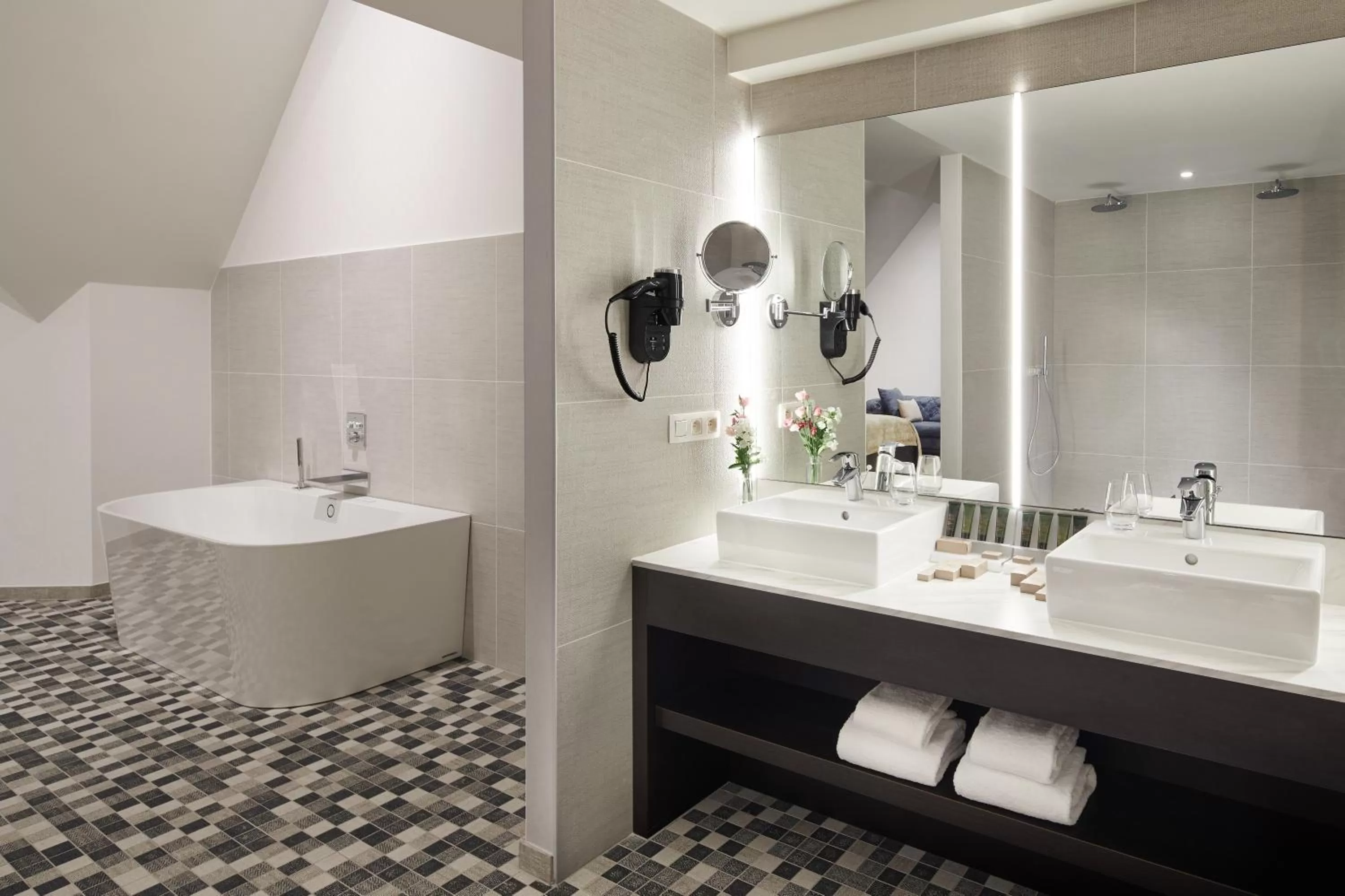 Bathroom in Van der Valk Hotel Mechelen